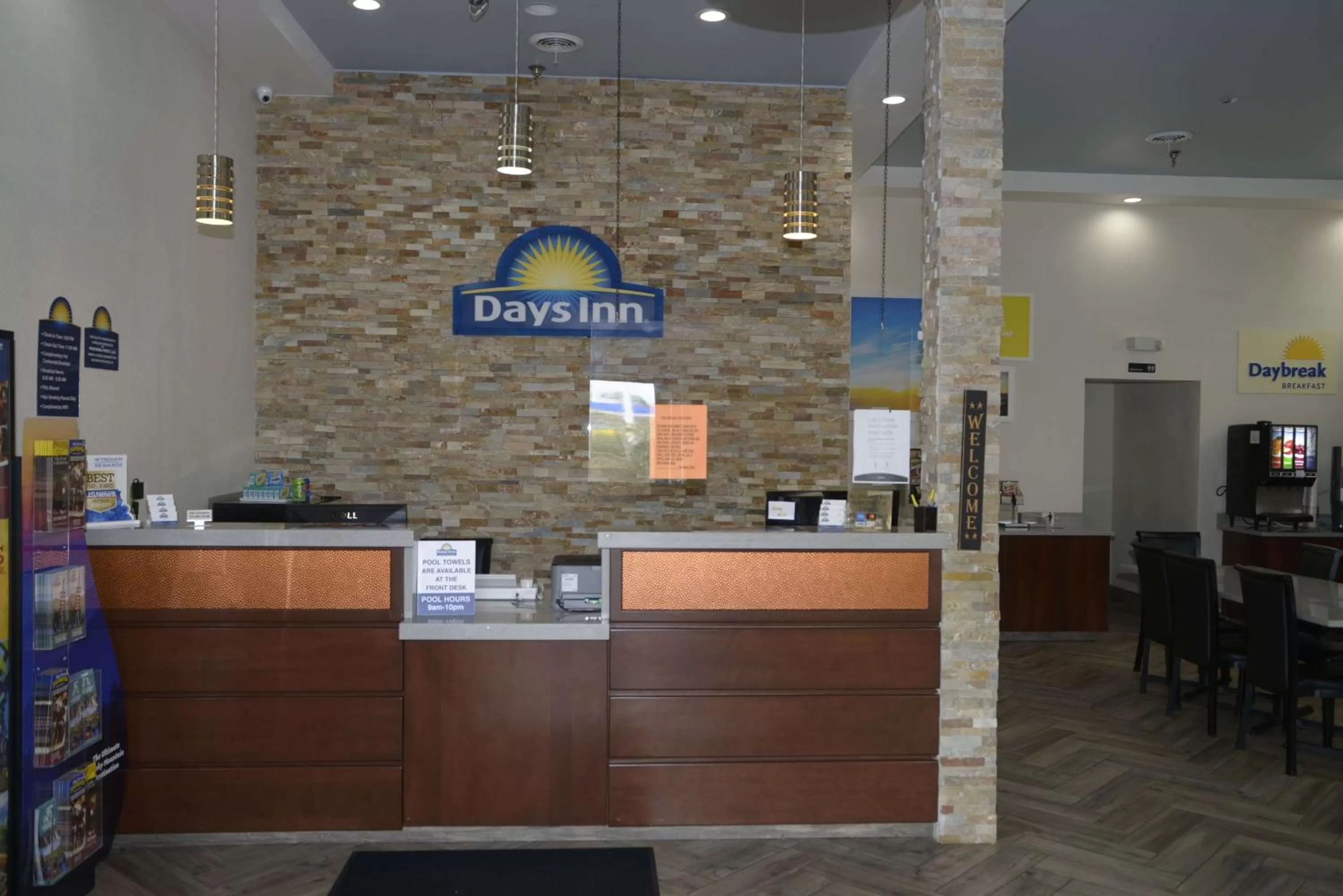Lobby or reception in Days Inn by Wyndham Kodak/Sevierville Intrstate SmokeyMntns