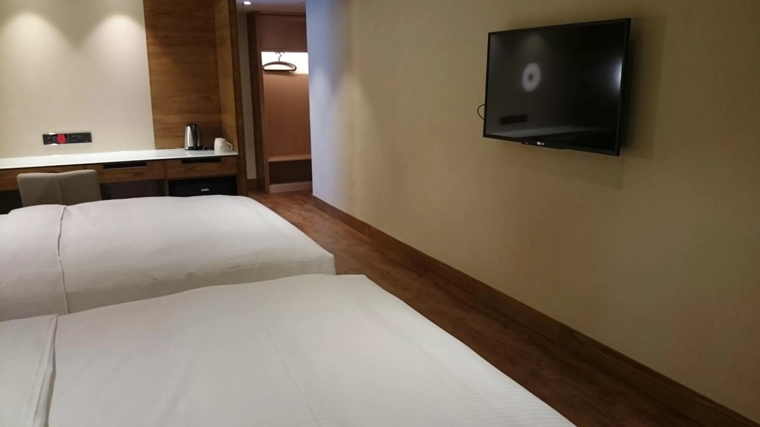 Bed in The Cloud Hotel