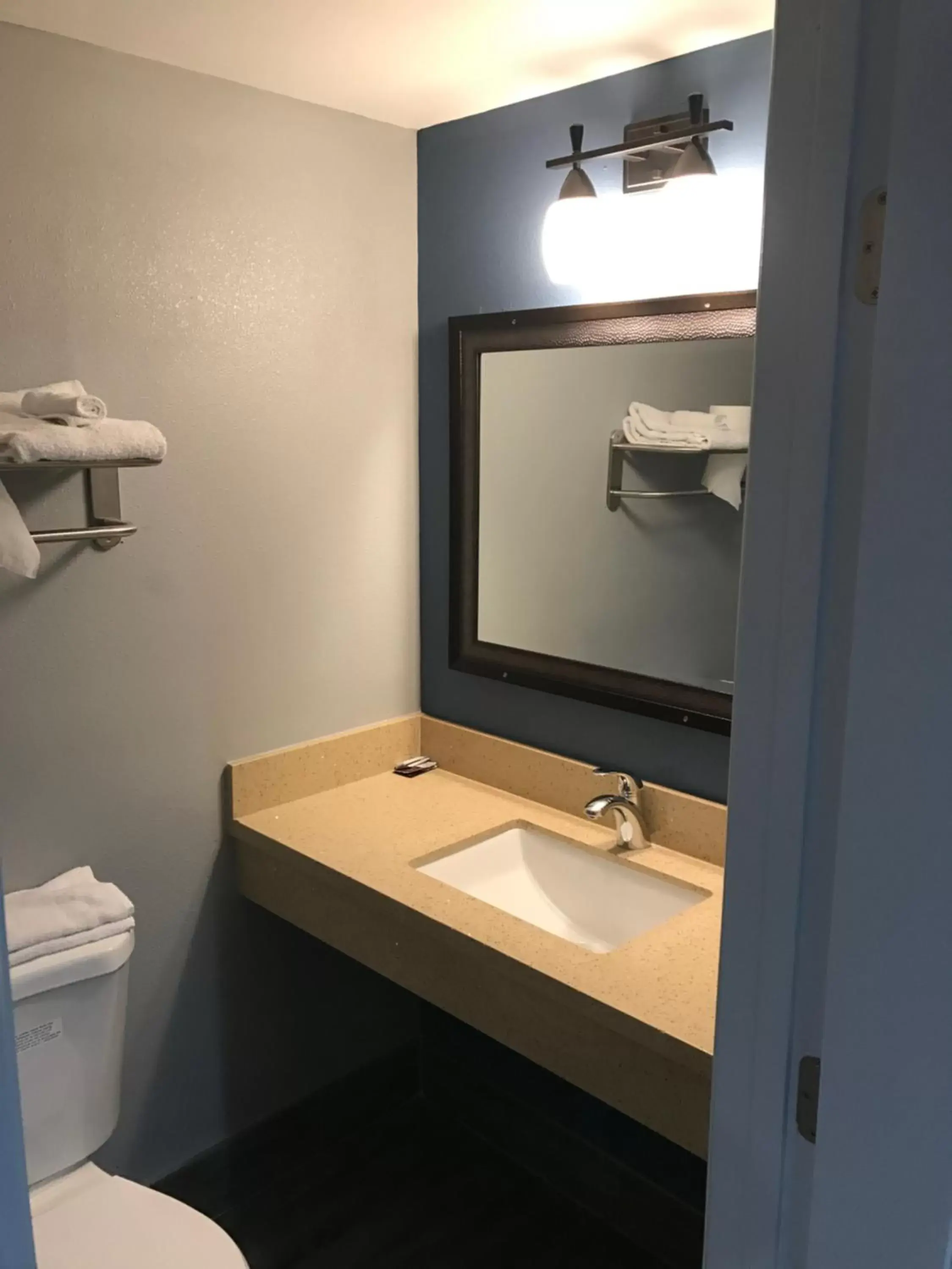 Bathroom in Empire Inn