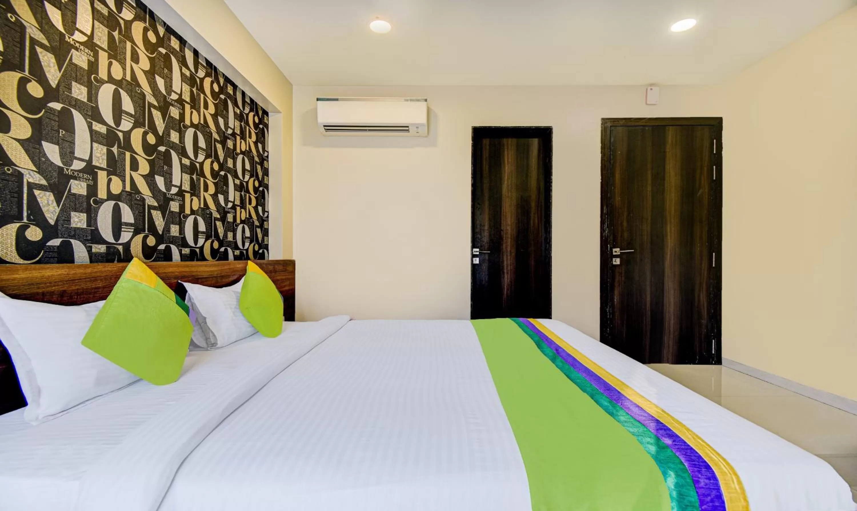 Bedroom, Bed in Treebo Trend Kuber Inn