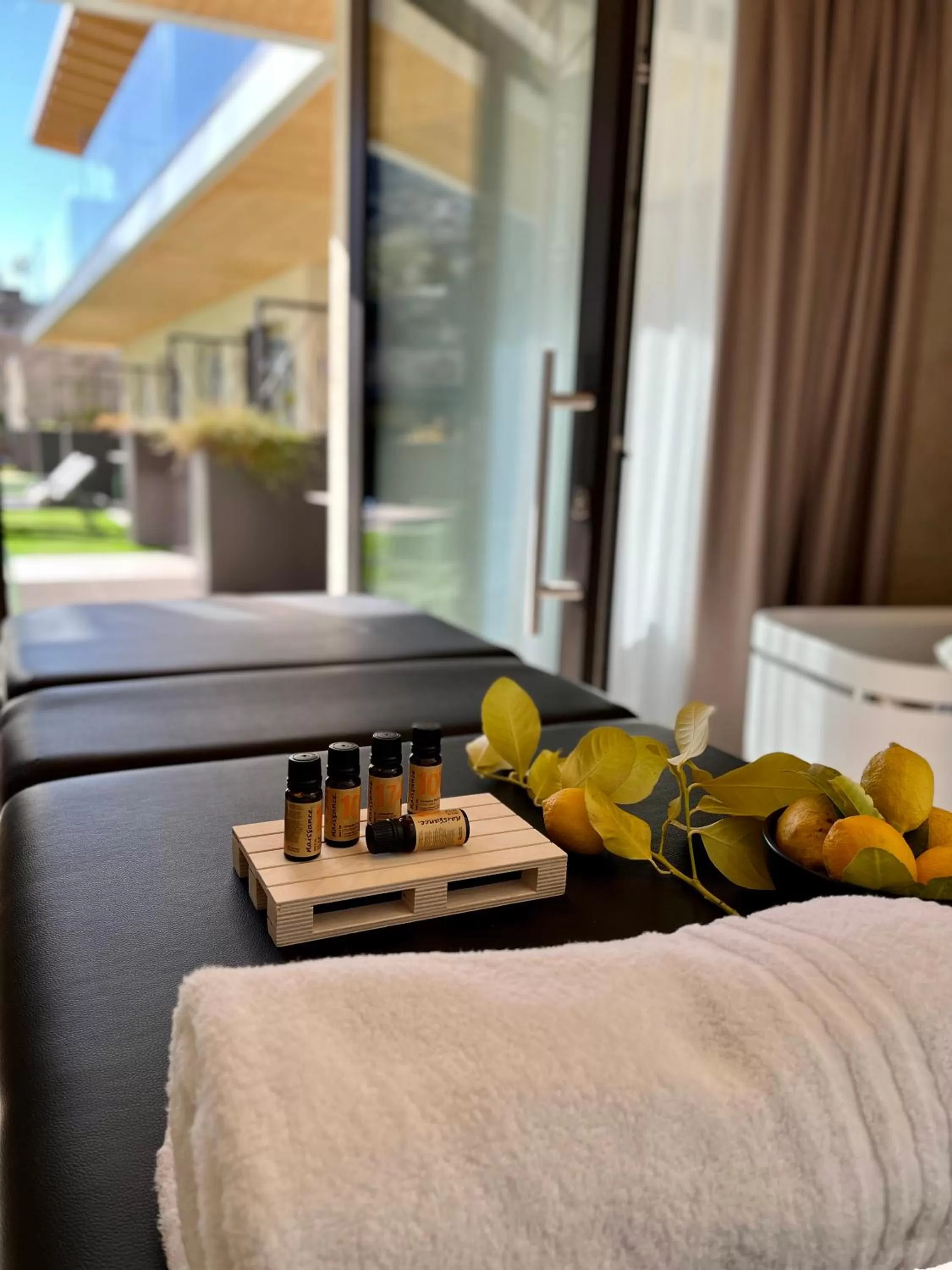 Massage in Relais Limonaia - Suites & Garden SPA