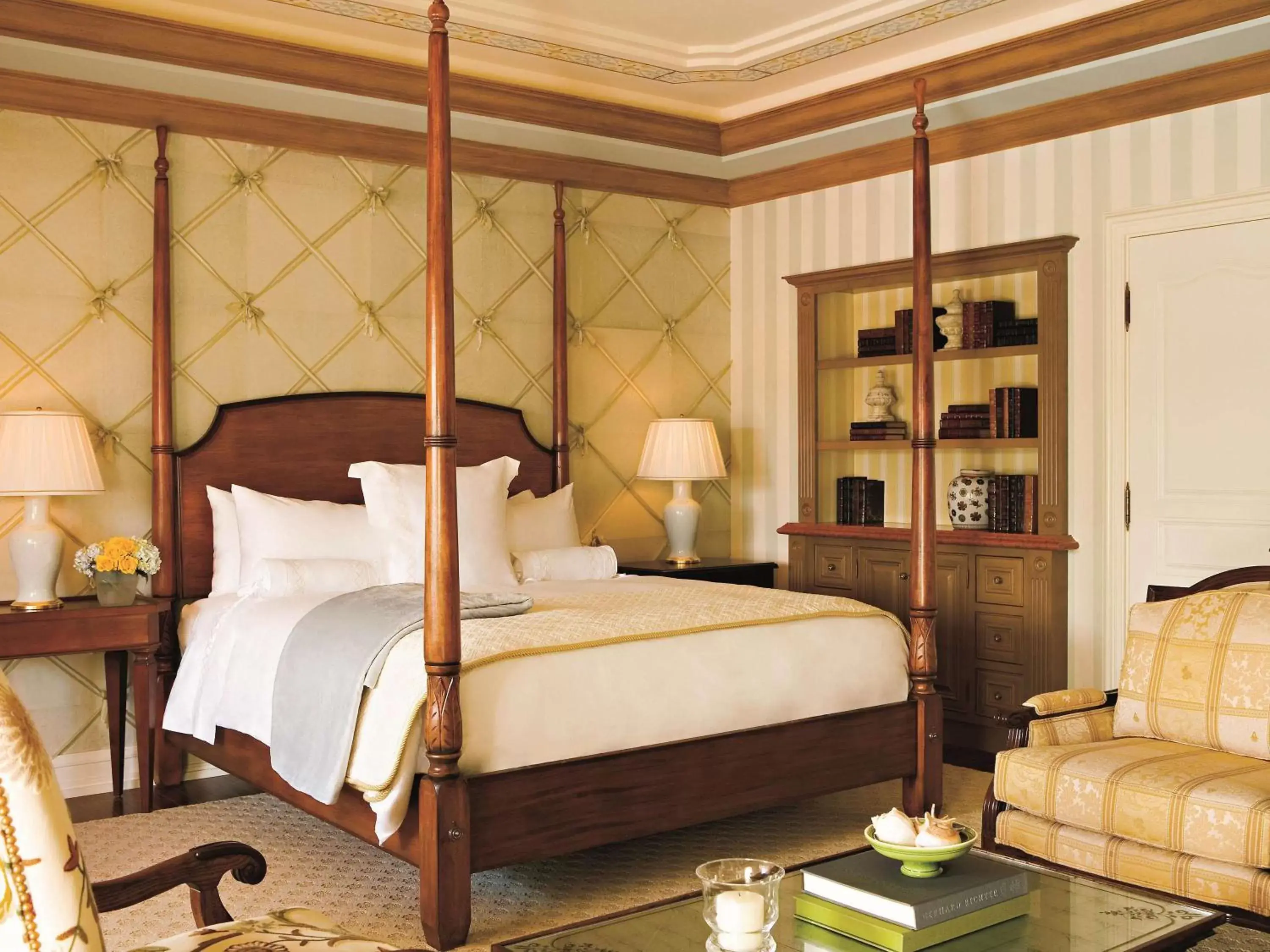 Photo of the whole room, Bed in Fairmont Grand Del Mar
