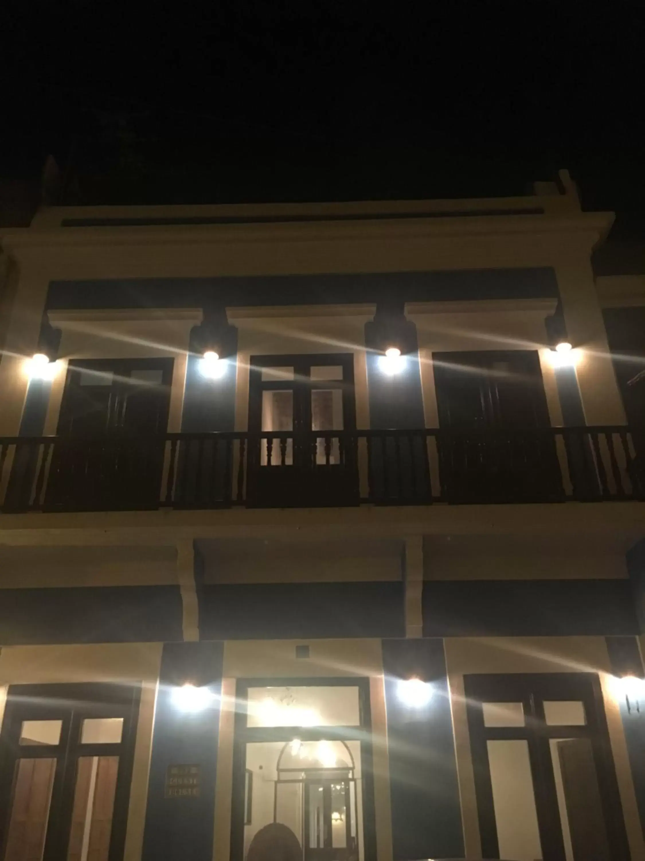 Property Building in 352 Guest House Hotel Boutique