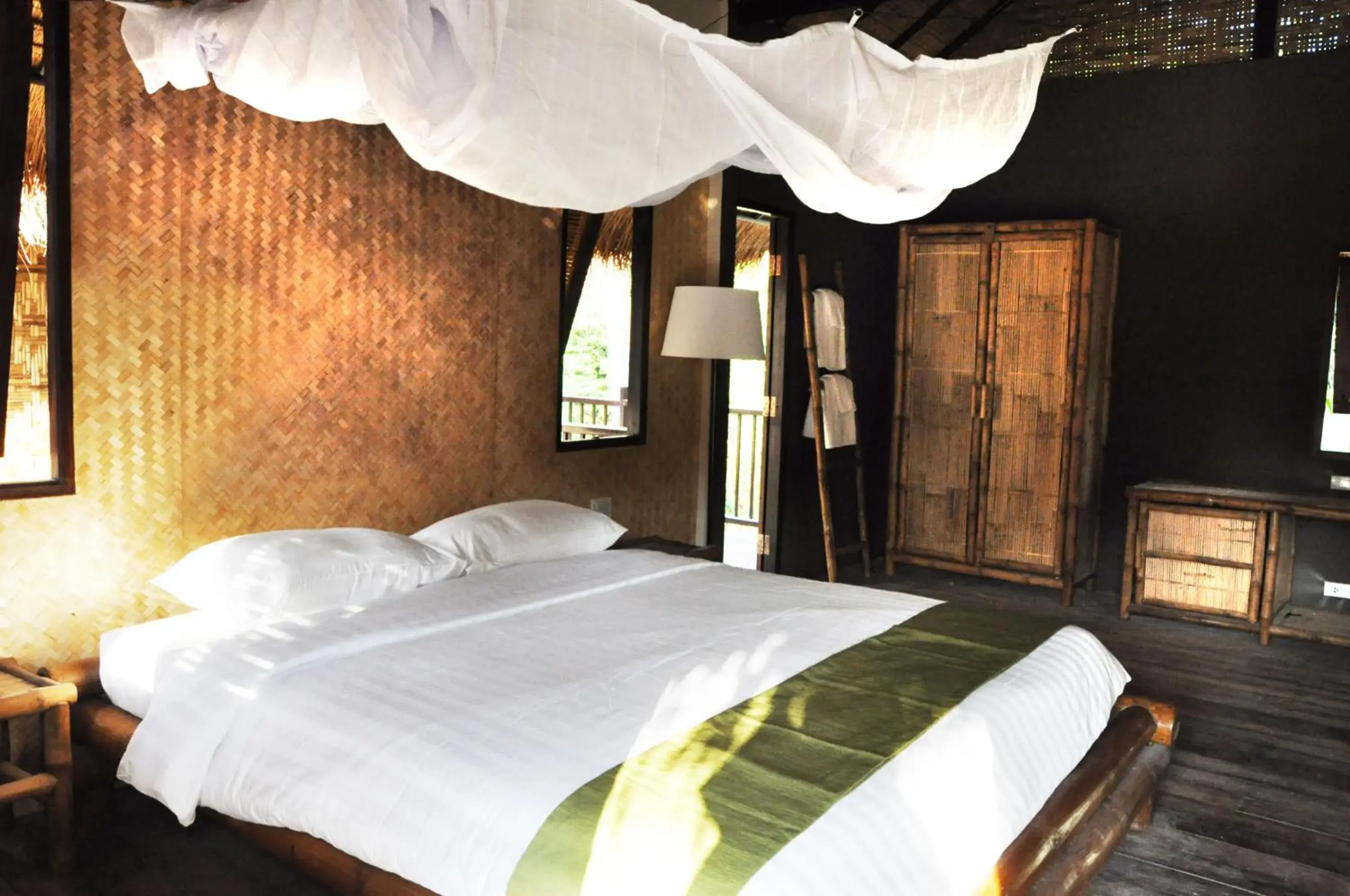 Bedroom, Bed in Wareerak Hot Spring & Wellness- SHA Extra Plus