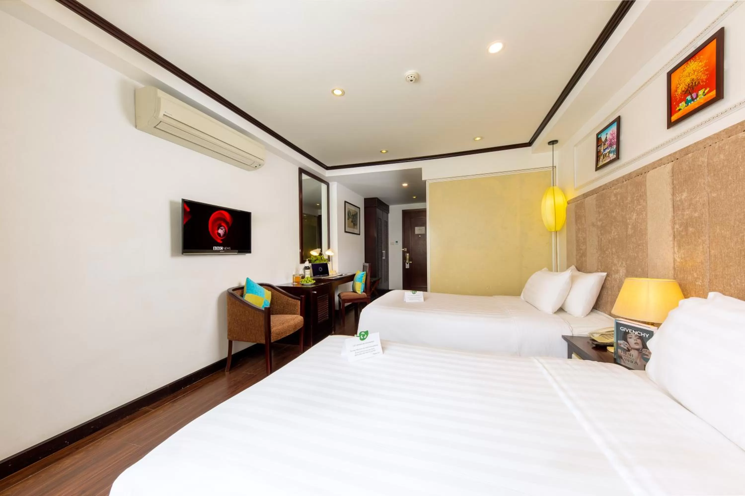 Bed in Babylon Grand Hotel & Spa