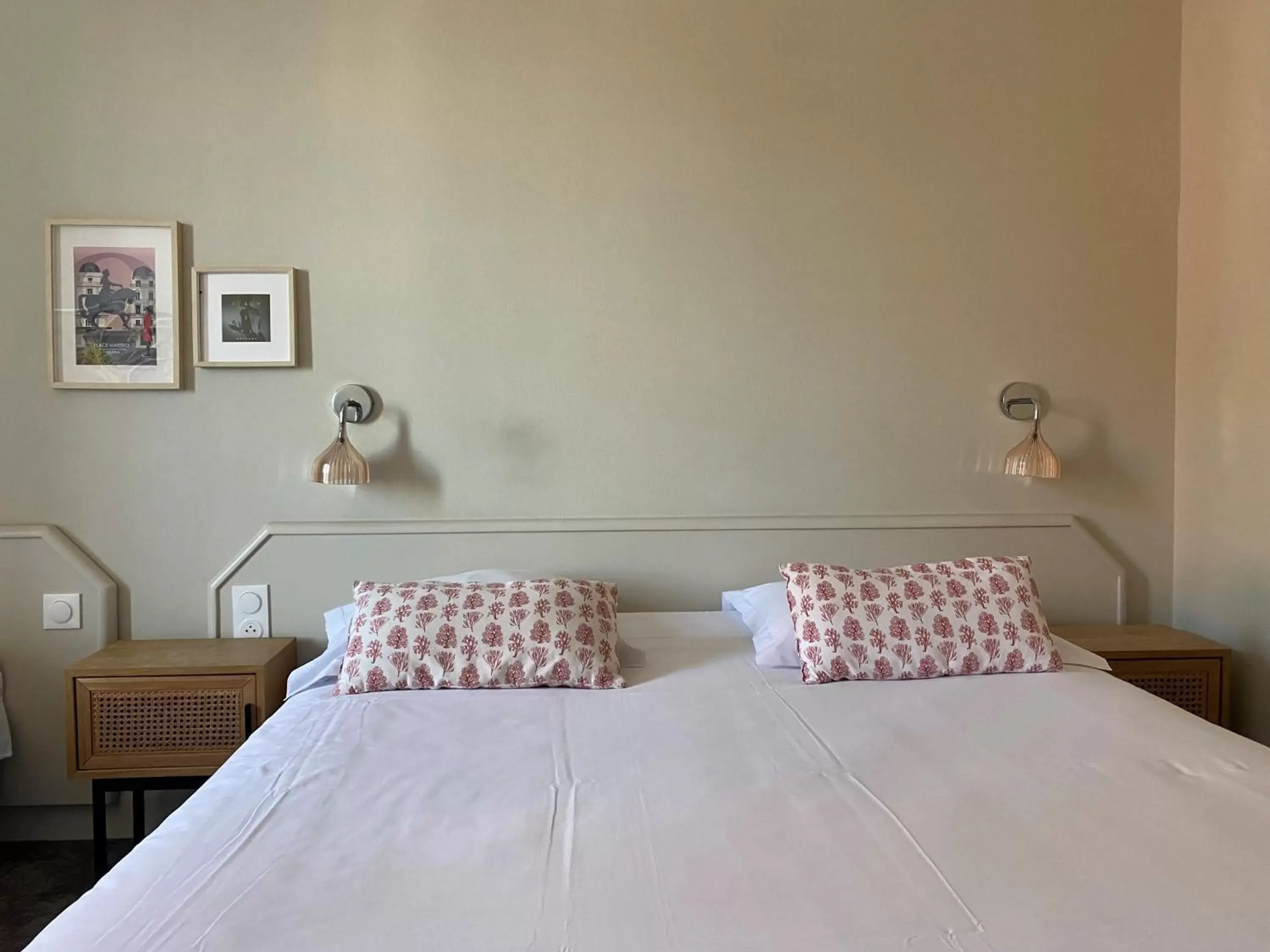 Photo of the whole room, Bed in Hôtel Marguerite