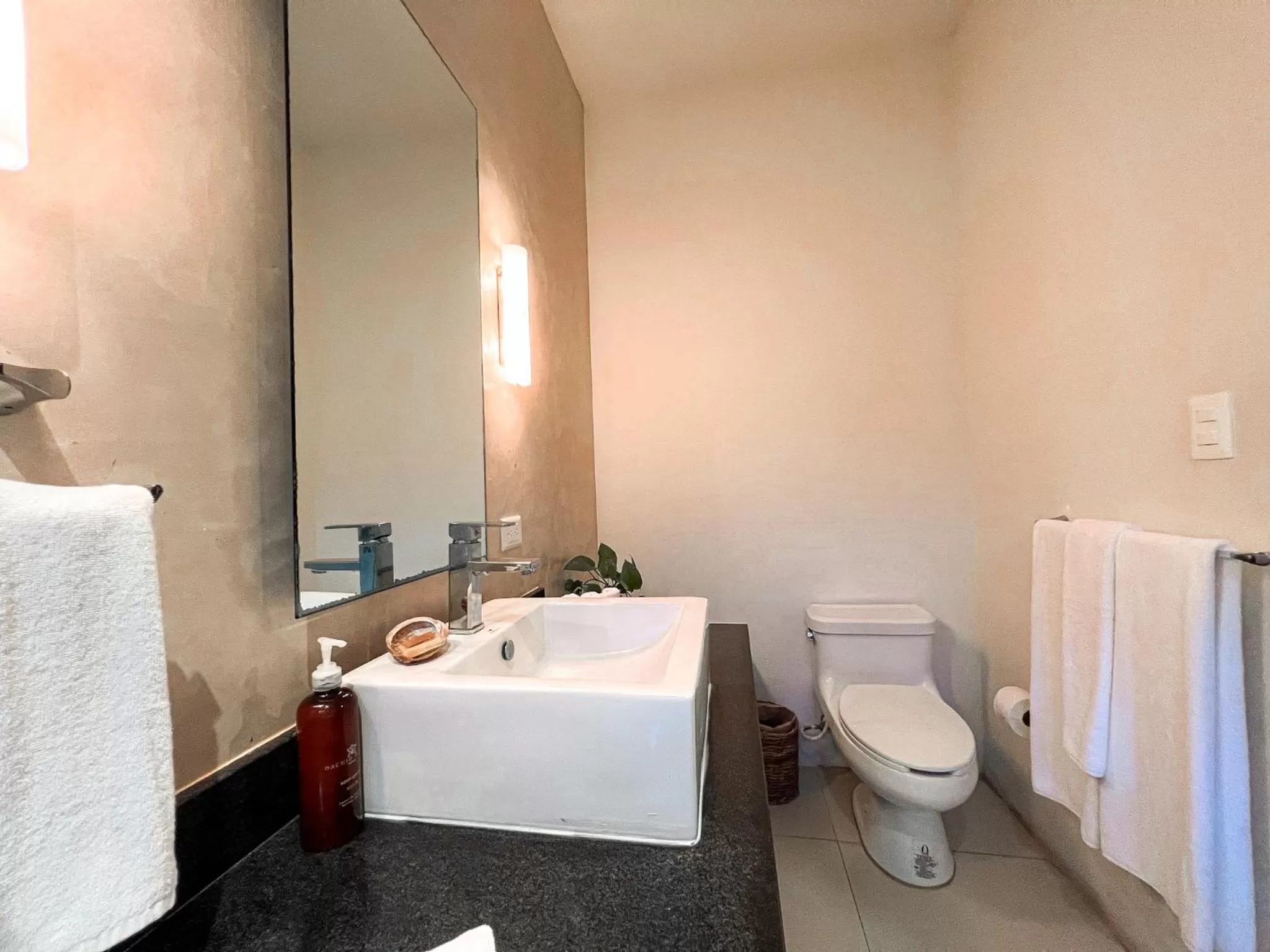 Bathroom in Orchid House Tulum Jungle