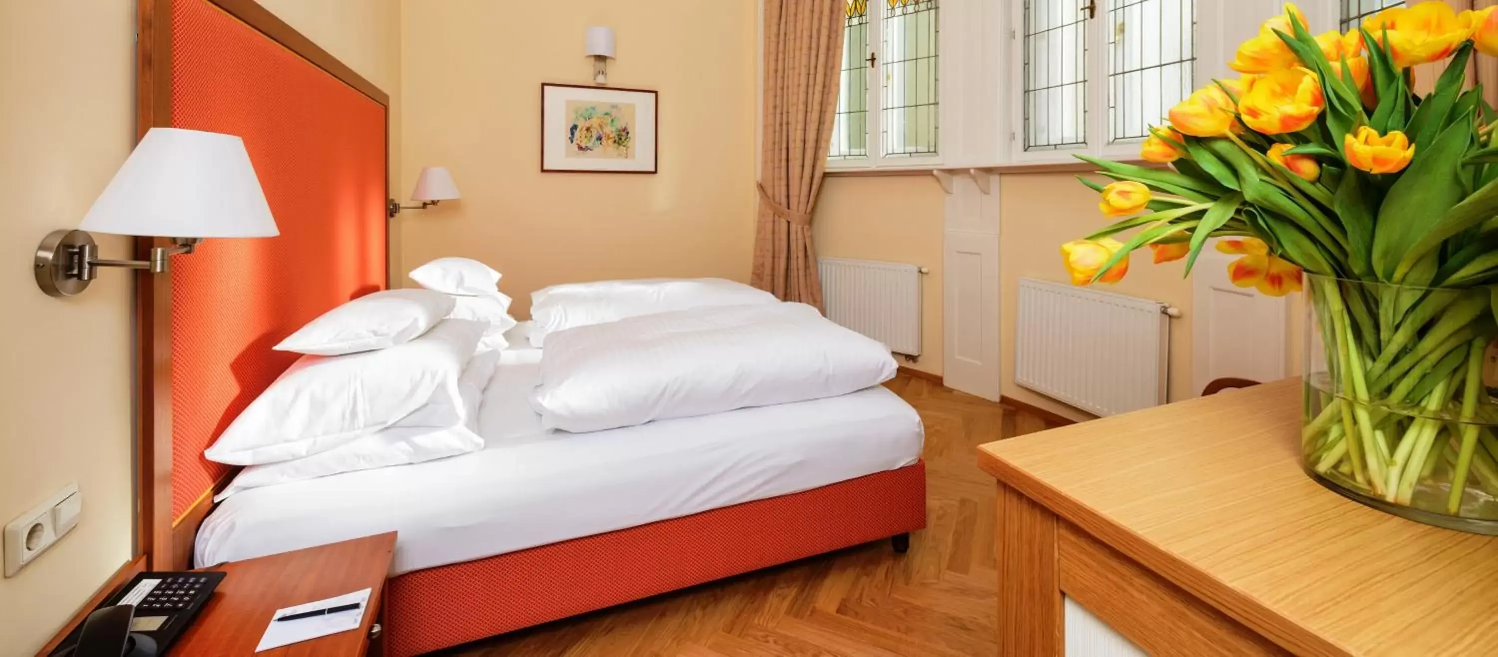 Bedroom, Bed in Hotel Herzoghof