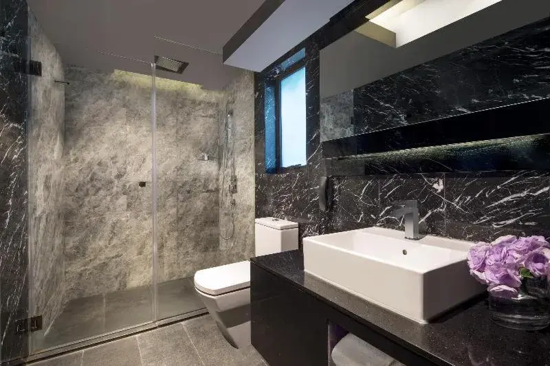 Bathroom in Hotel Pravo