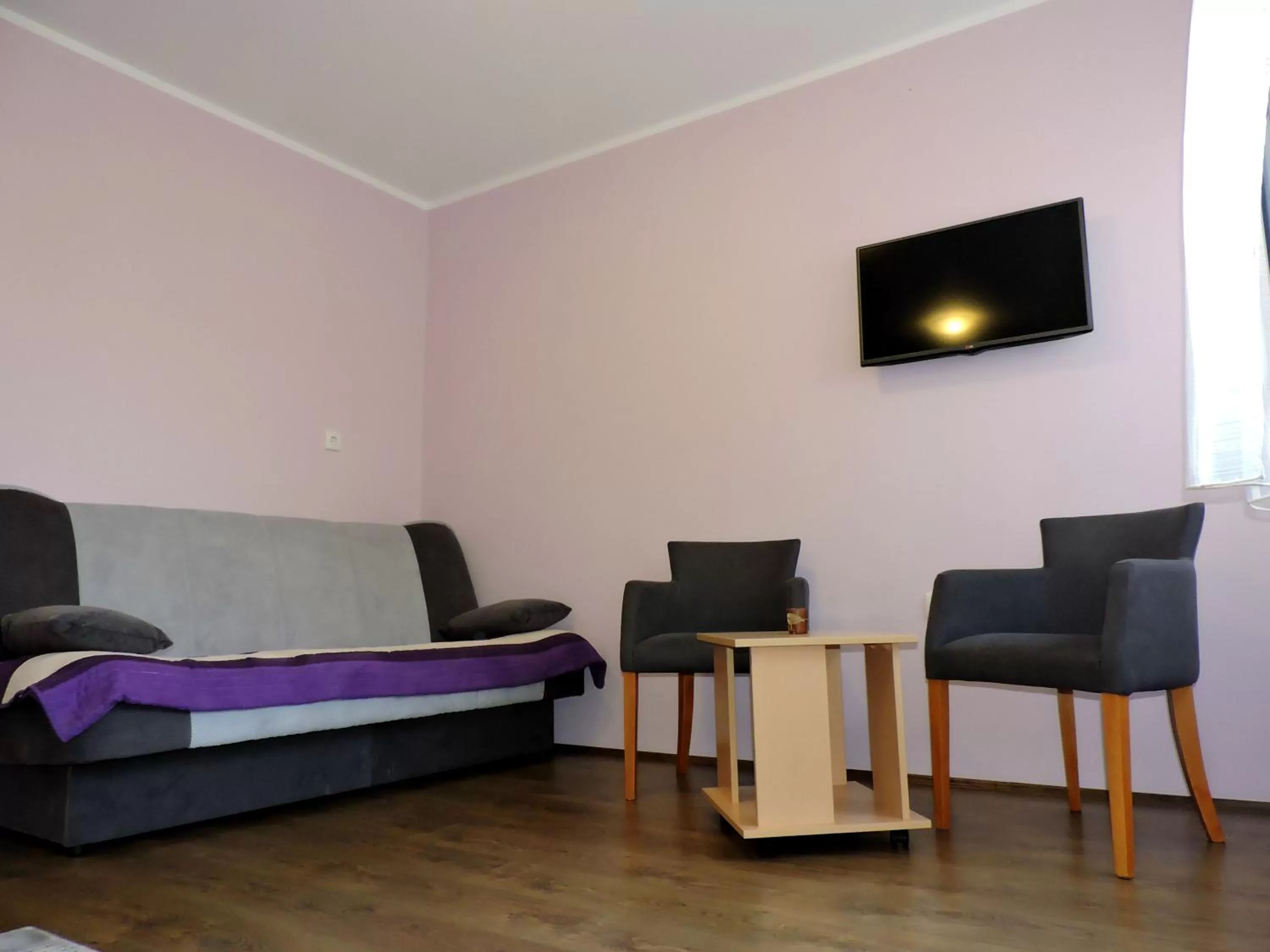 Bed in B&B Zmajevo Gnezdo 021