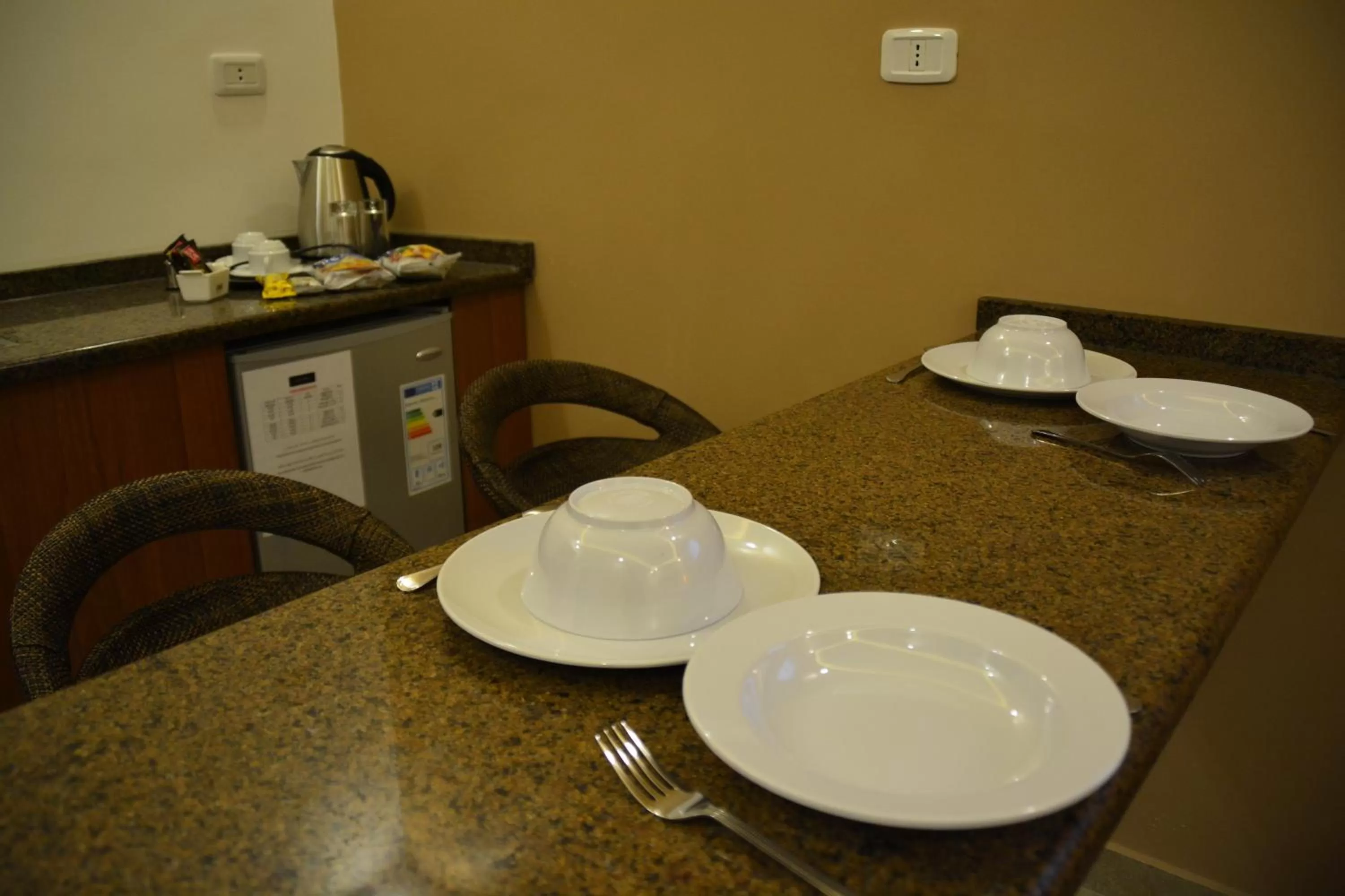 Kitchen or kitchenette in سما عمان للشقق الفندقية Sama Amman Hotel Apartments