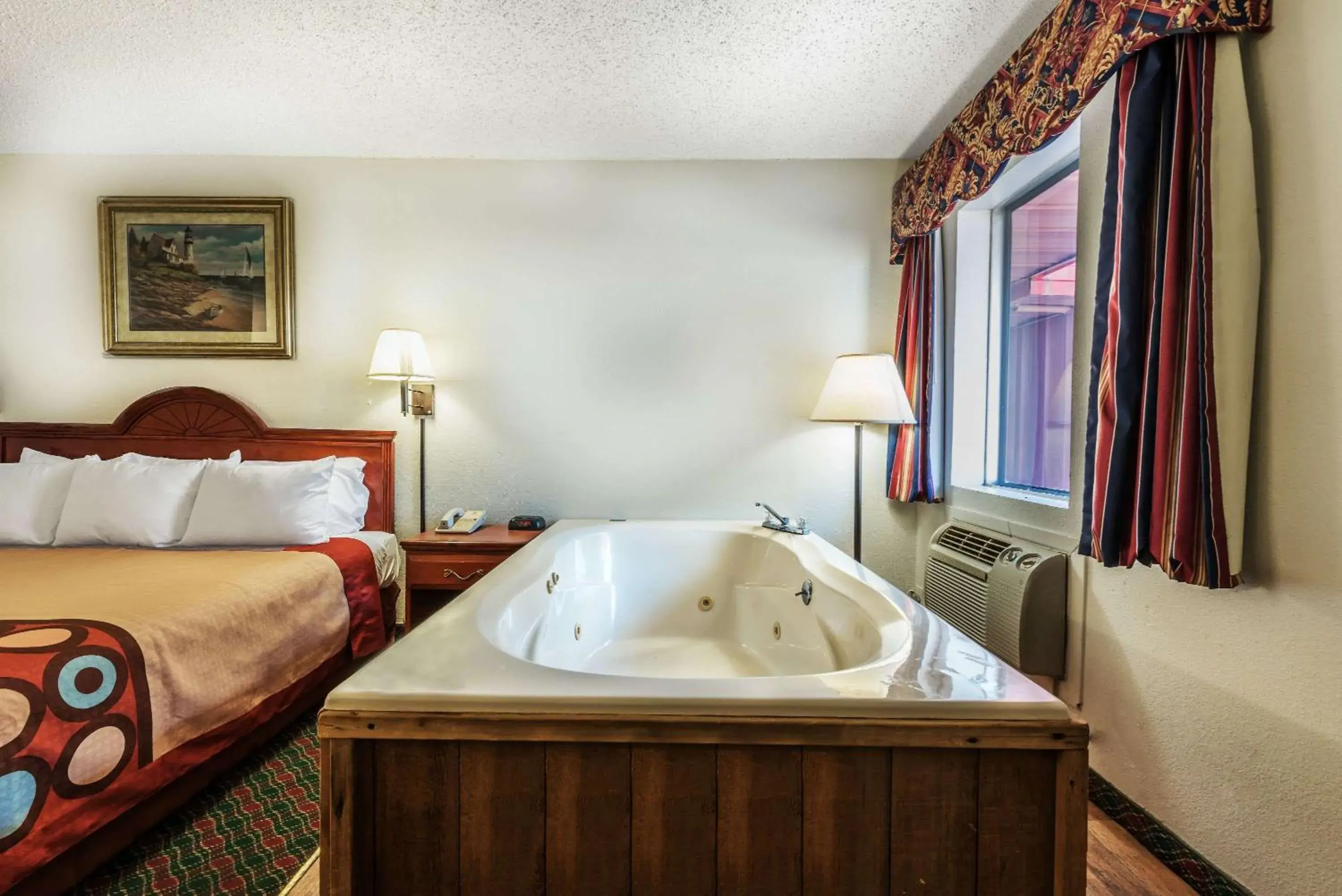 On site, Bed in Super 8 by Wyndham Eastland On site, Bed in Super 8 by Wyndham Eastland