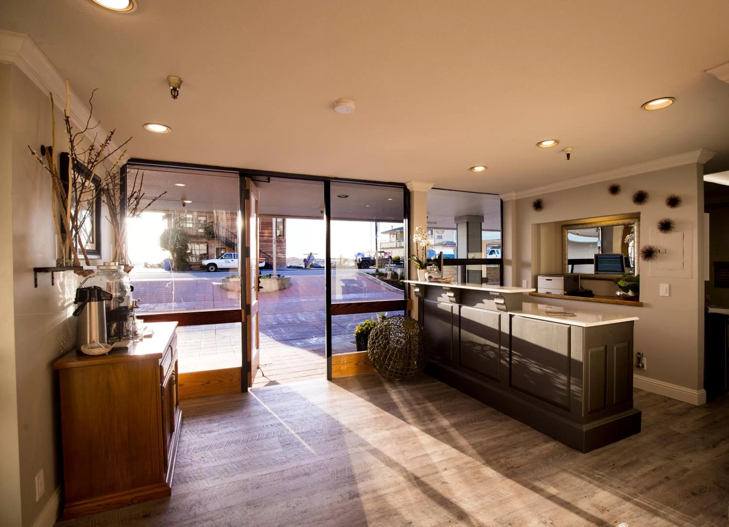 Lobby or reception, Bed in 456 Embarcadero Inn & Suites