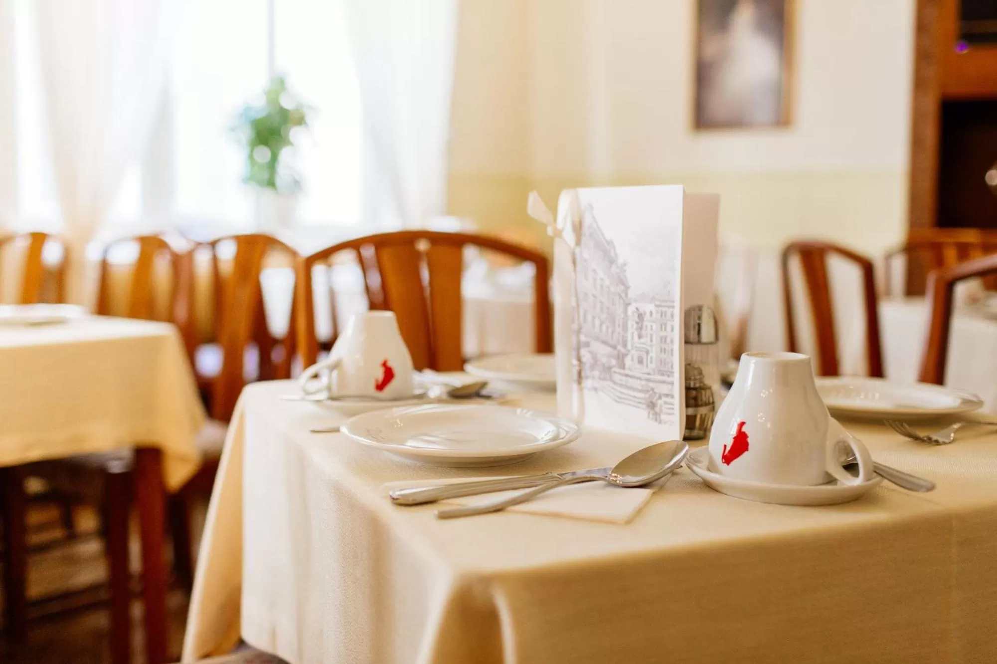 Restaurant/places to eat in Boutique Hotel Nossek