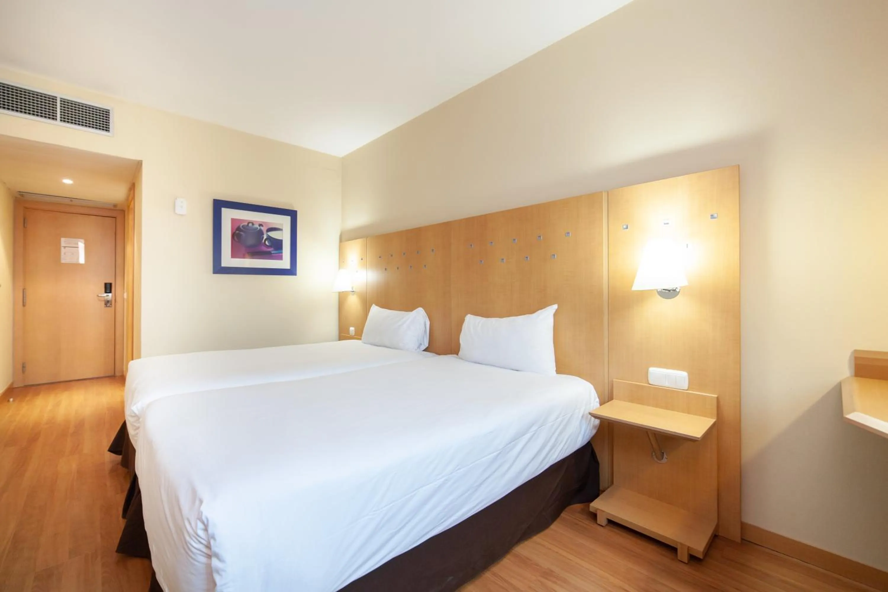 Bed in Ibis Alcala de Henares La Garena