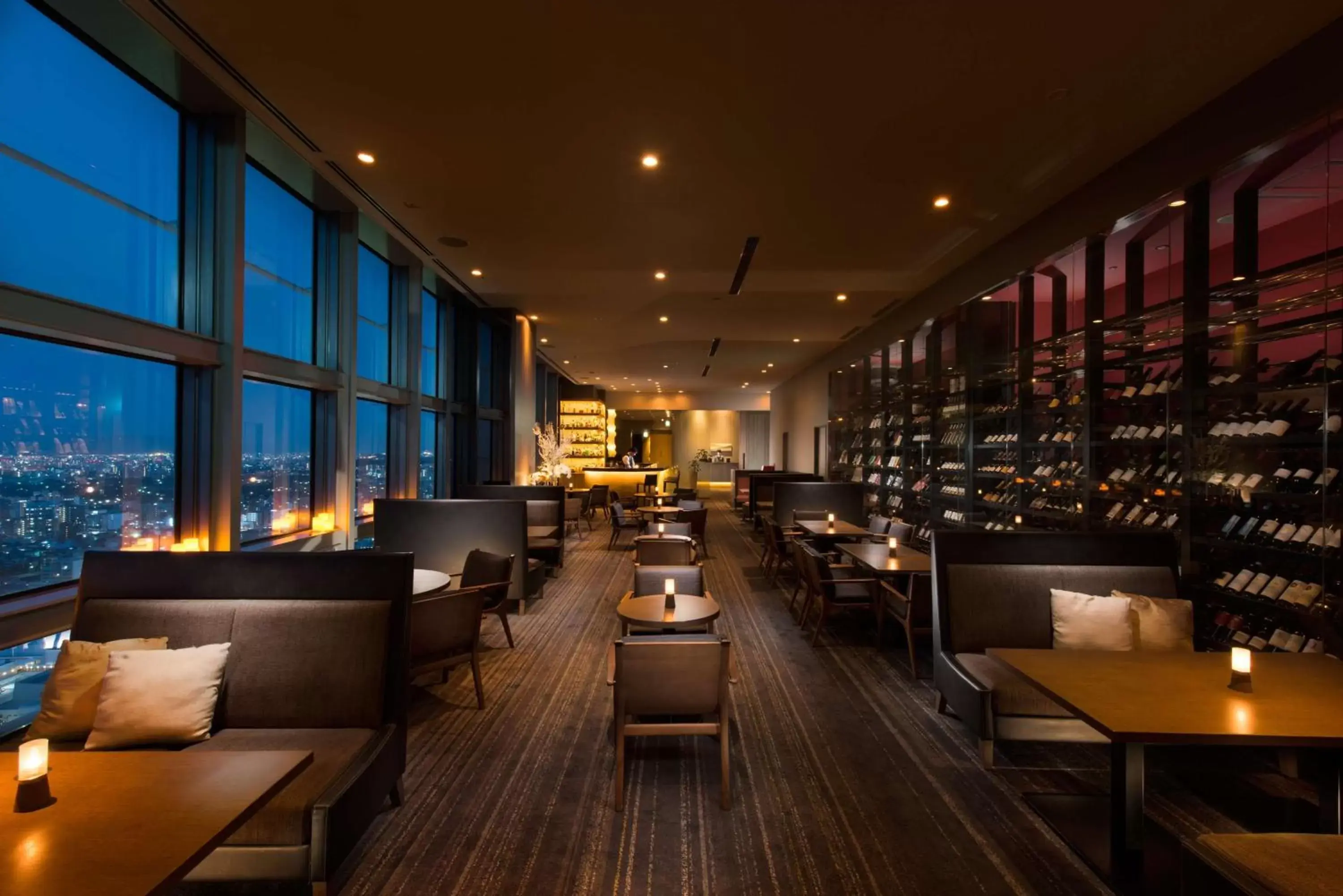 Restaurant/places to eat, Lounge/Bar in Hilton Fukuoka Sea Hawk