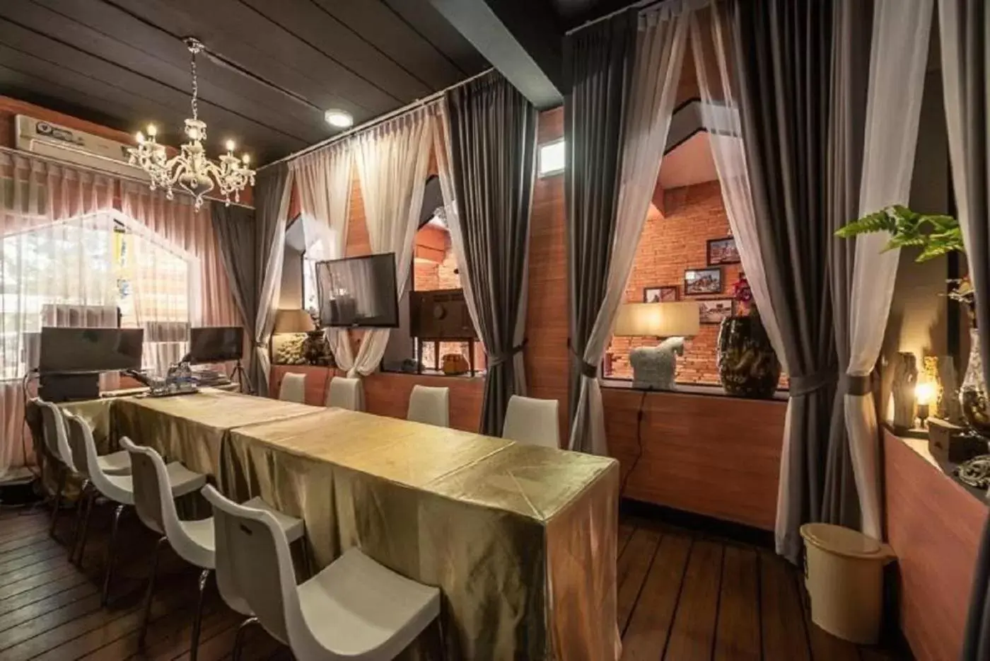 Lounge or bar in Sudyod Apartment Lounge or bar in Sudyod Apartment