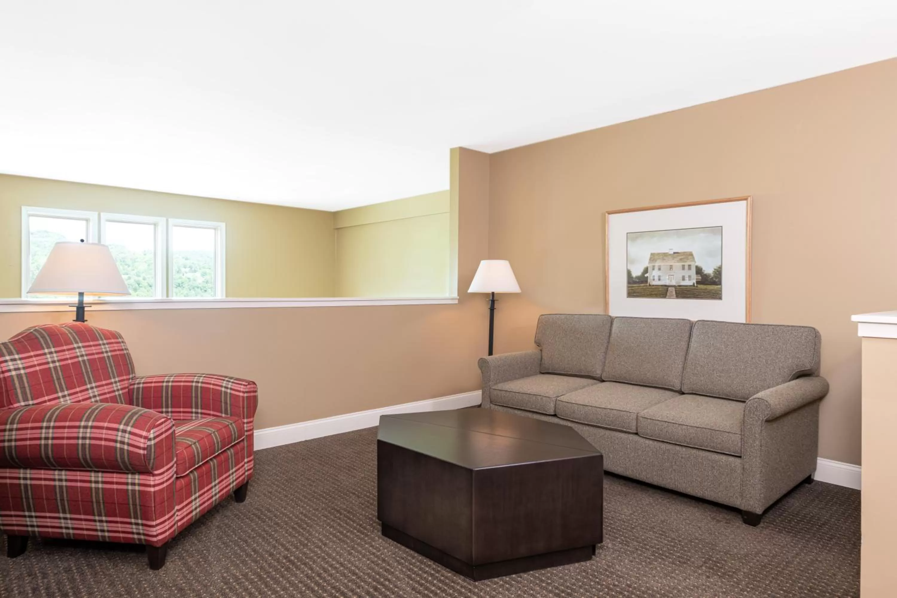 Photo of the whole room in Grand Summit Resort