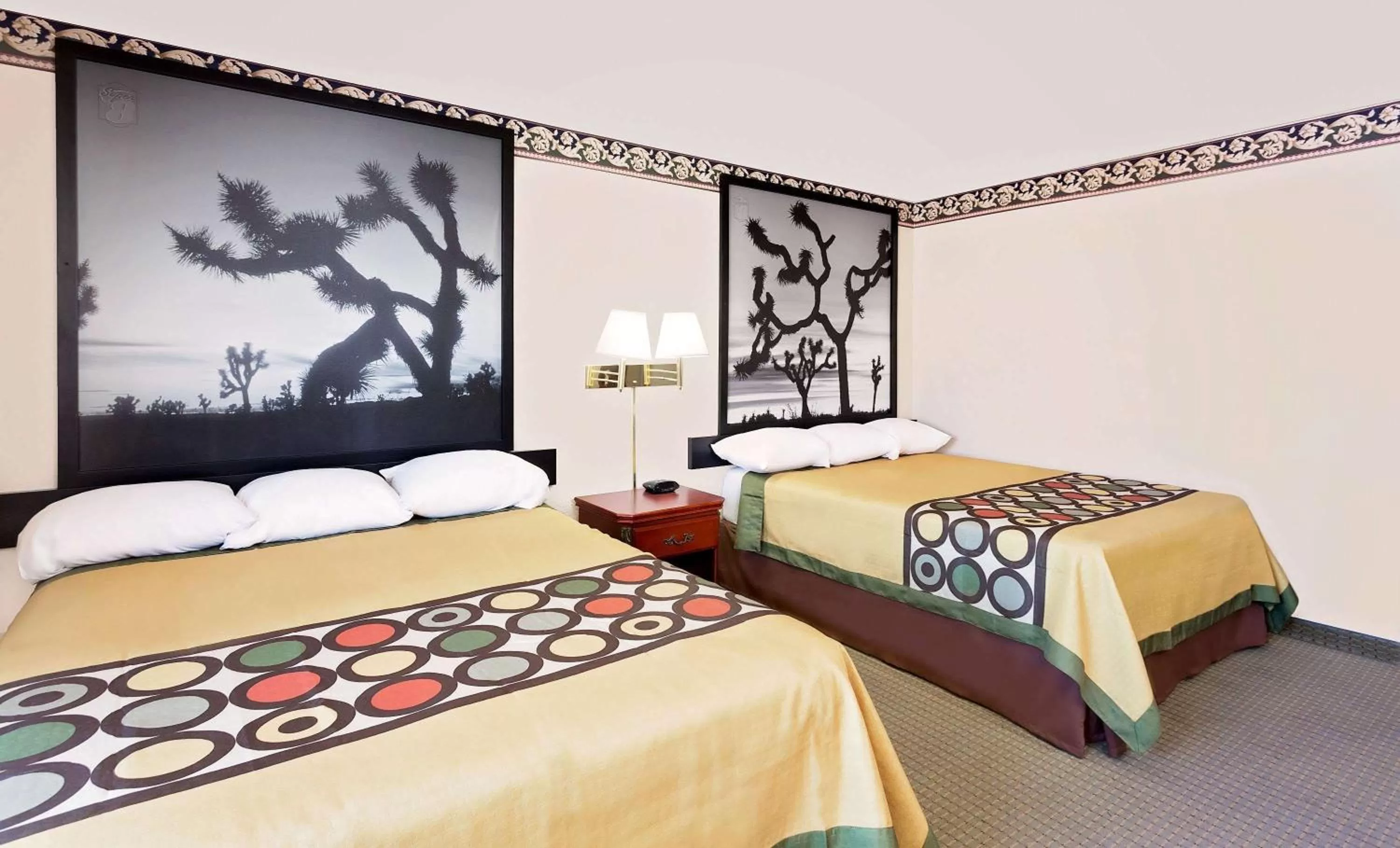 Photo of the whole room, Bed in Super 8 by Wyndham Yucca Val/Joshua Tree Nat Pk Area