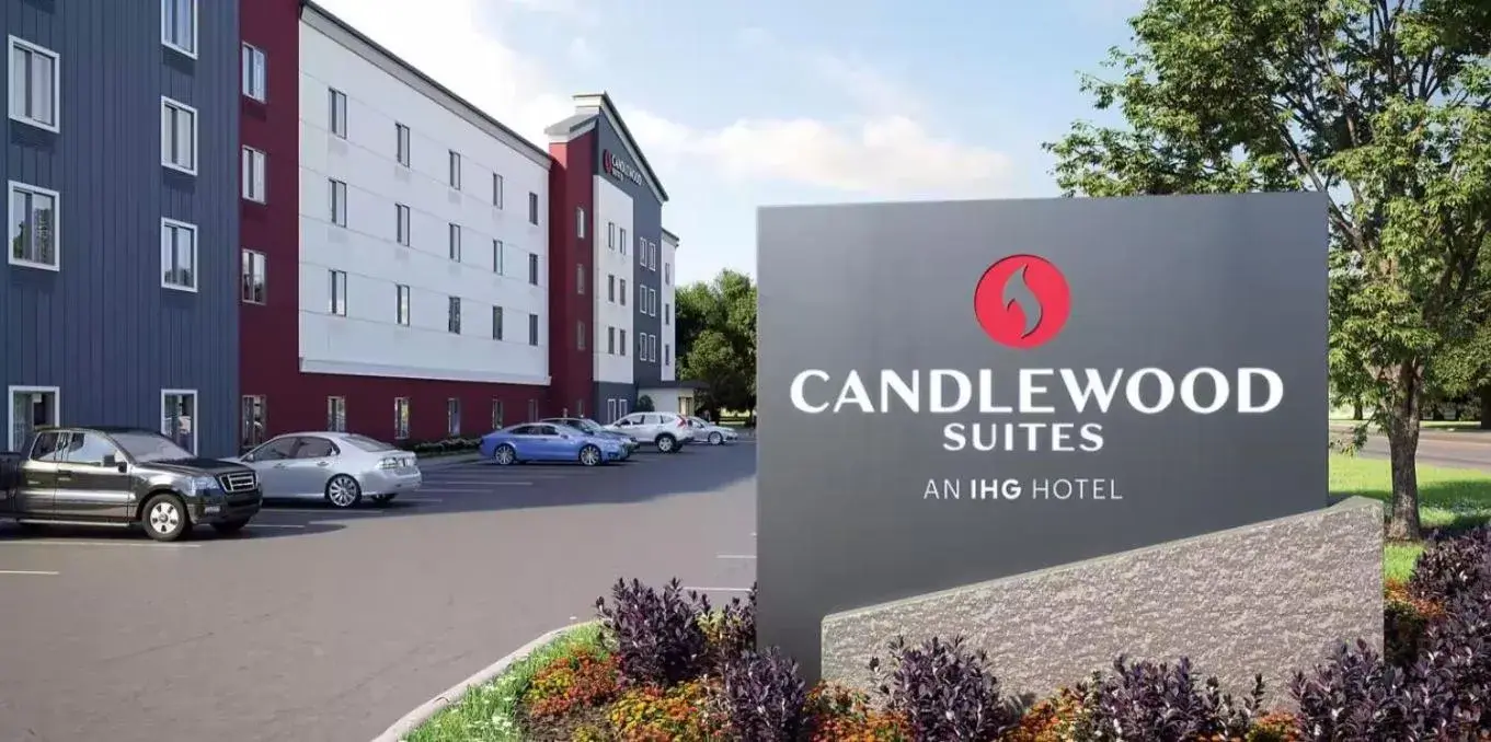 Property Building in Candlewood Suites Jackson