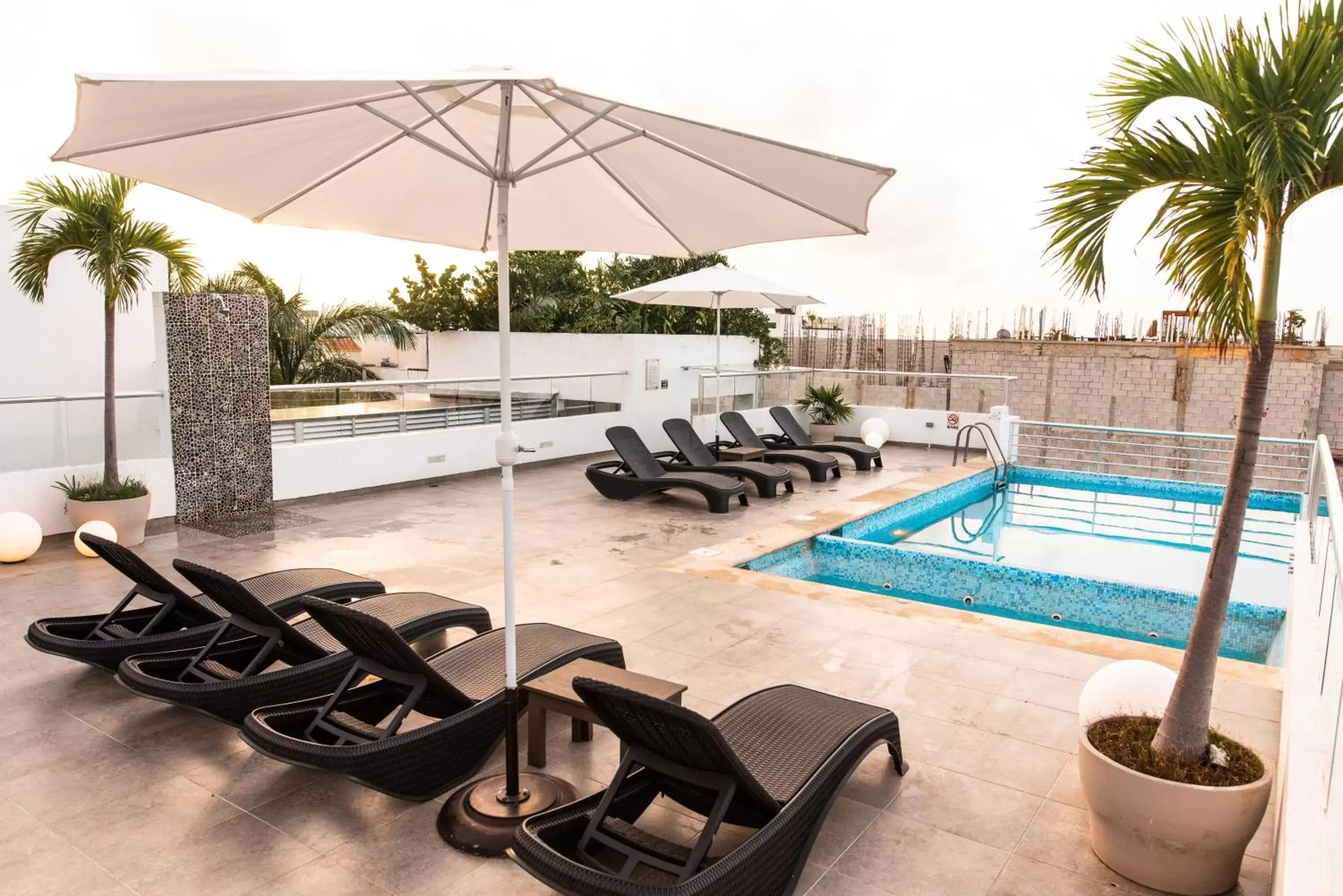 Swimming Pool in Soho Playa Hotel