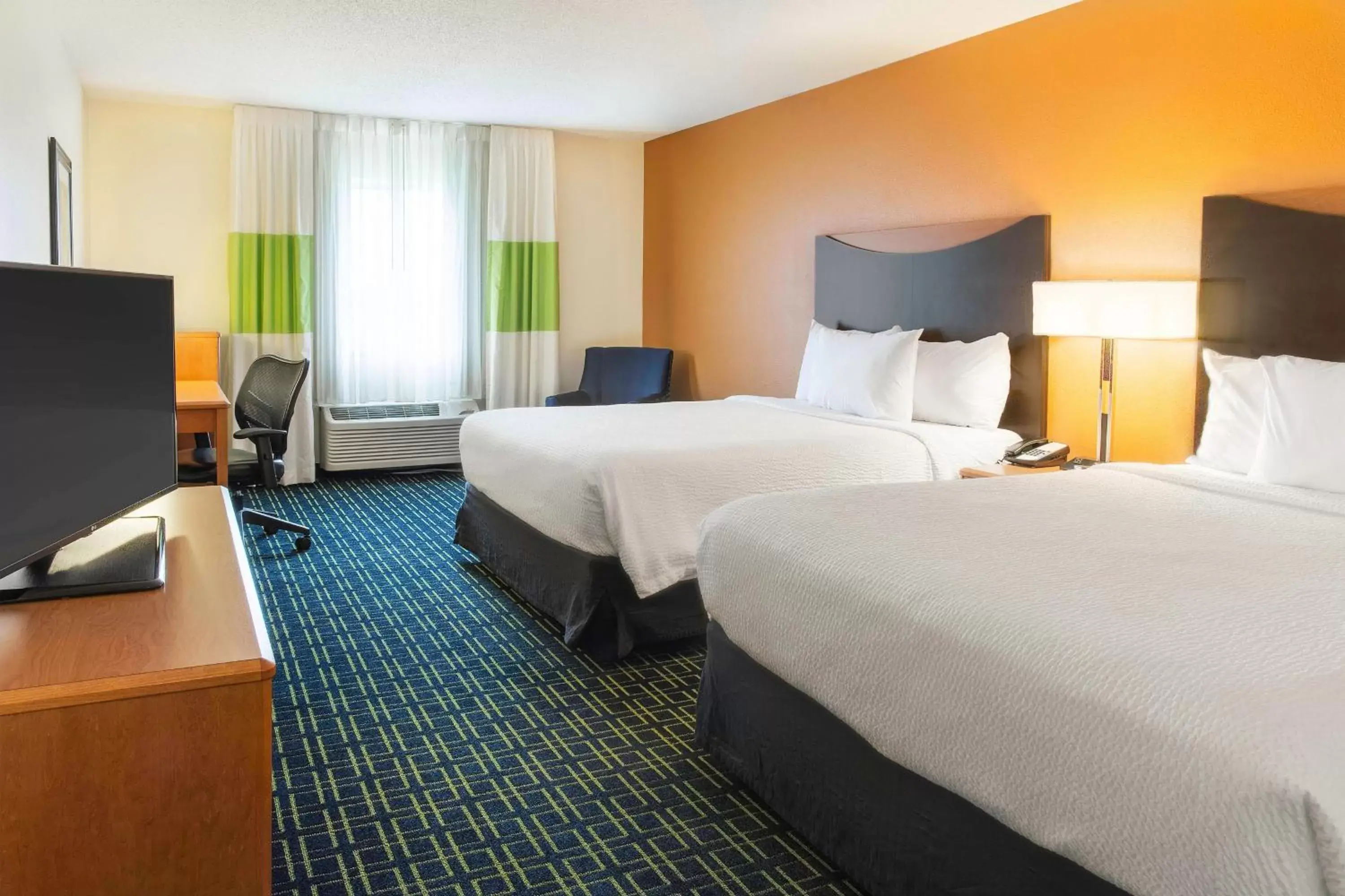 Photo of the whole room, Bed in Fairfield Inn & Suites Fargo