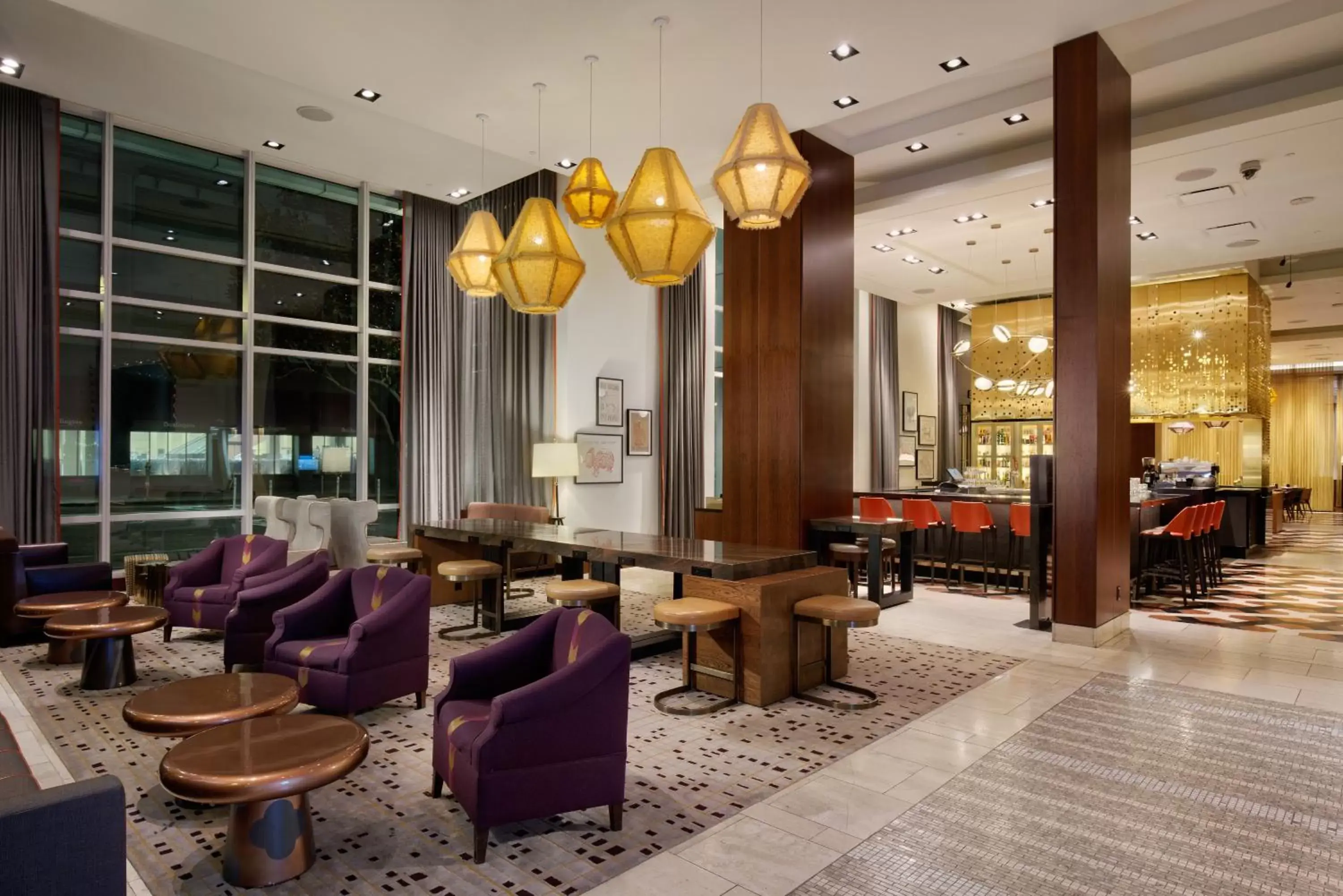 Lounge or bar in InterContinental San Francisco, an IHG Hotel