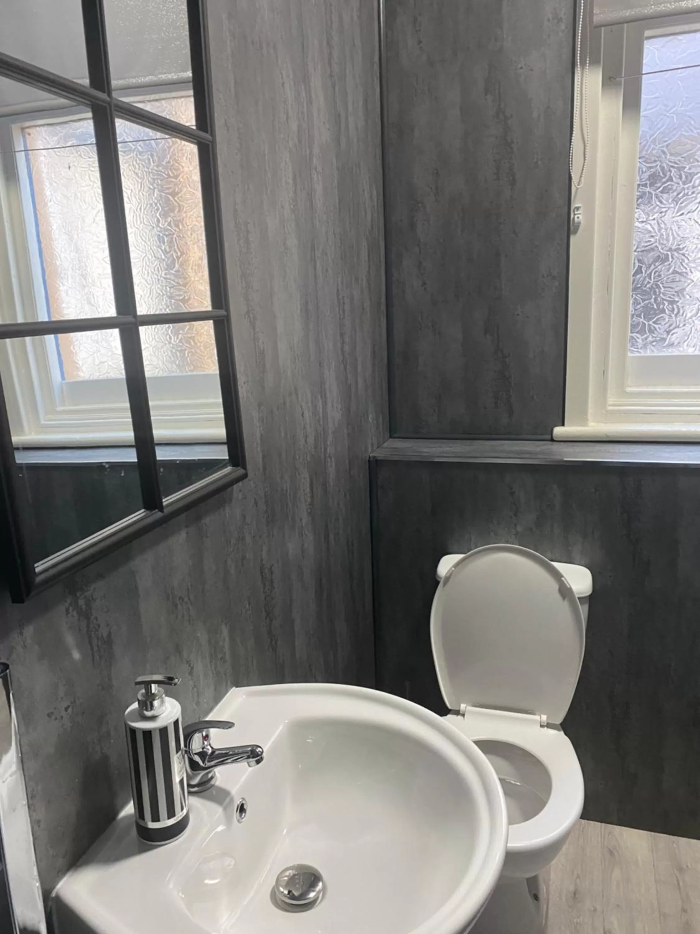 Toilet in The Cosy Nook