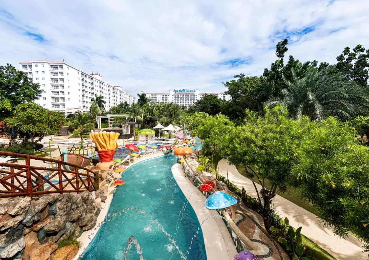 Swimming pool, Pool View in Jpark Island Resort & Waterpark Cebu