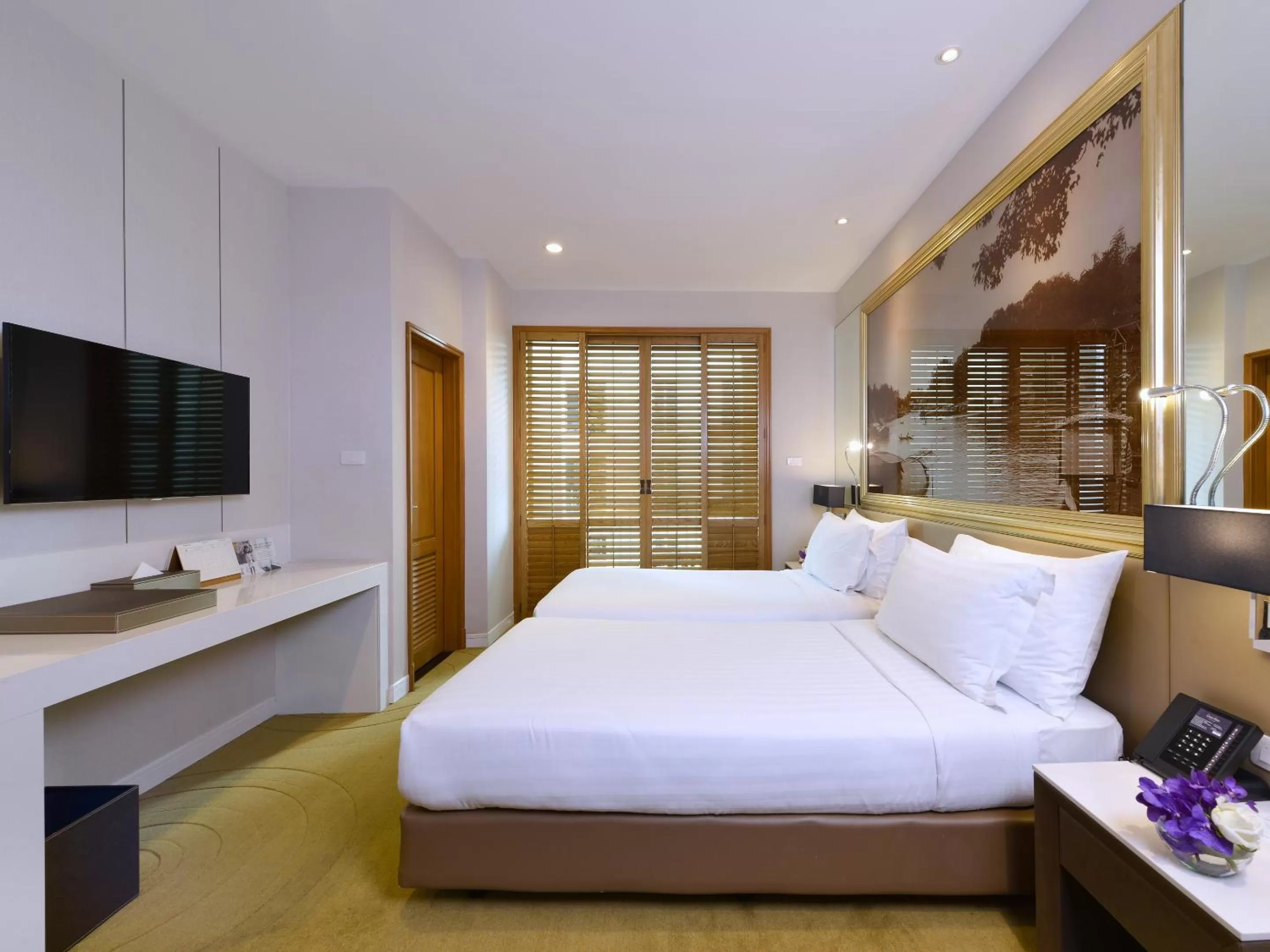 Junior Balcony Suite  in Grande Centre Point Ploenchit