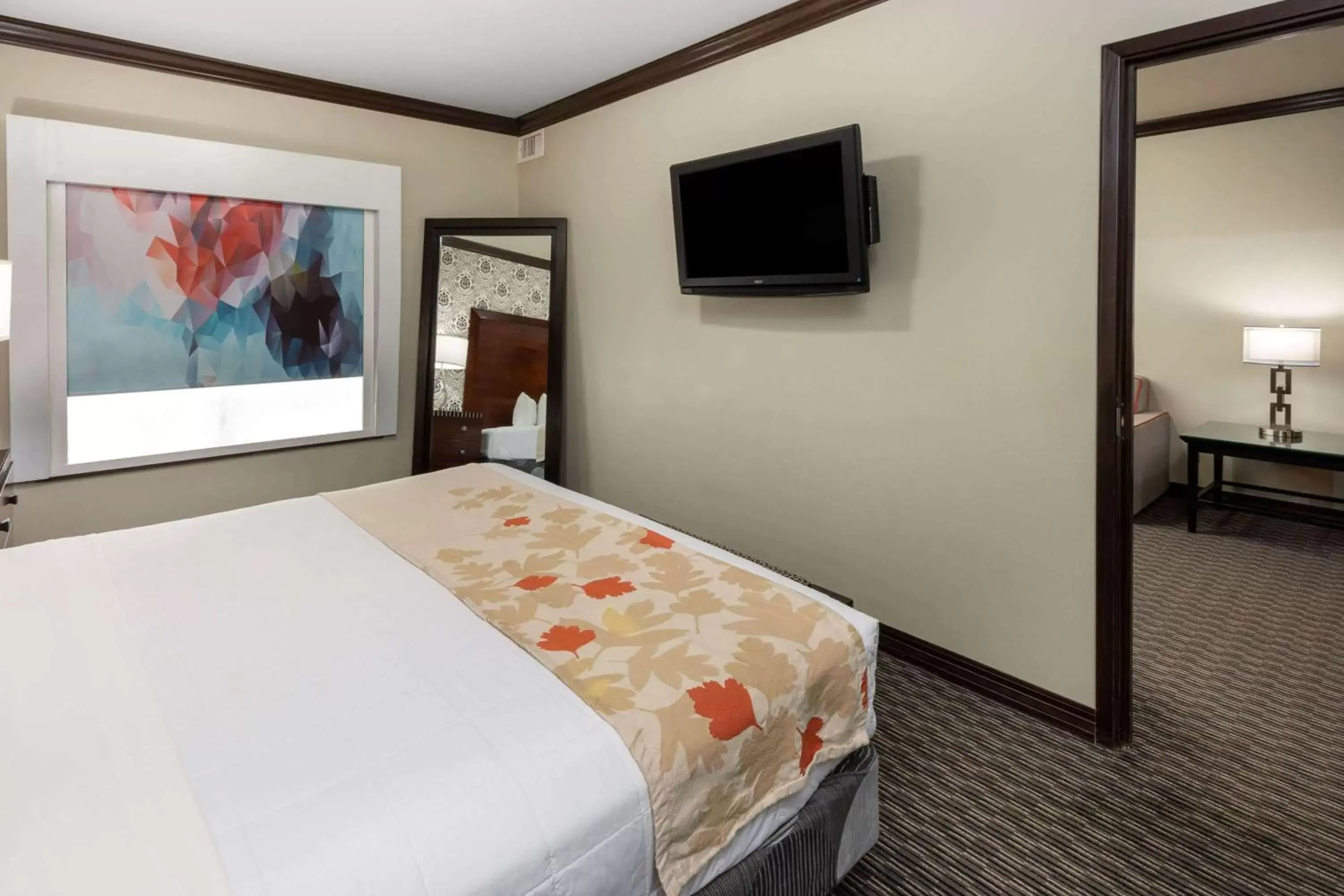 Photo of the whole room, Bed in Hawthorn Suites by Wyndham Lubbock