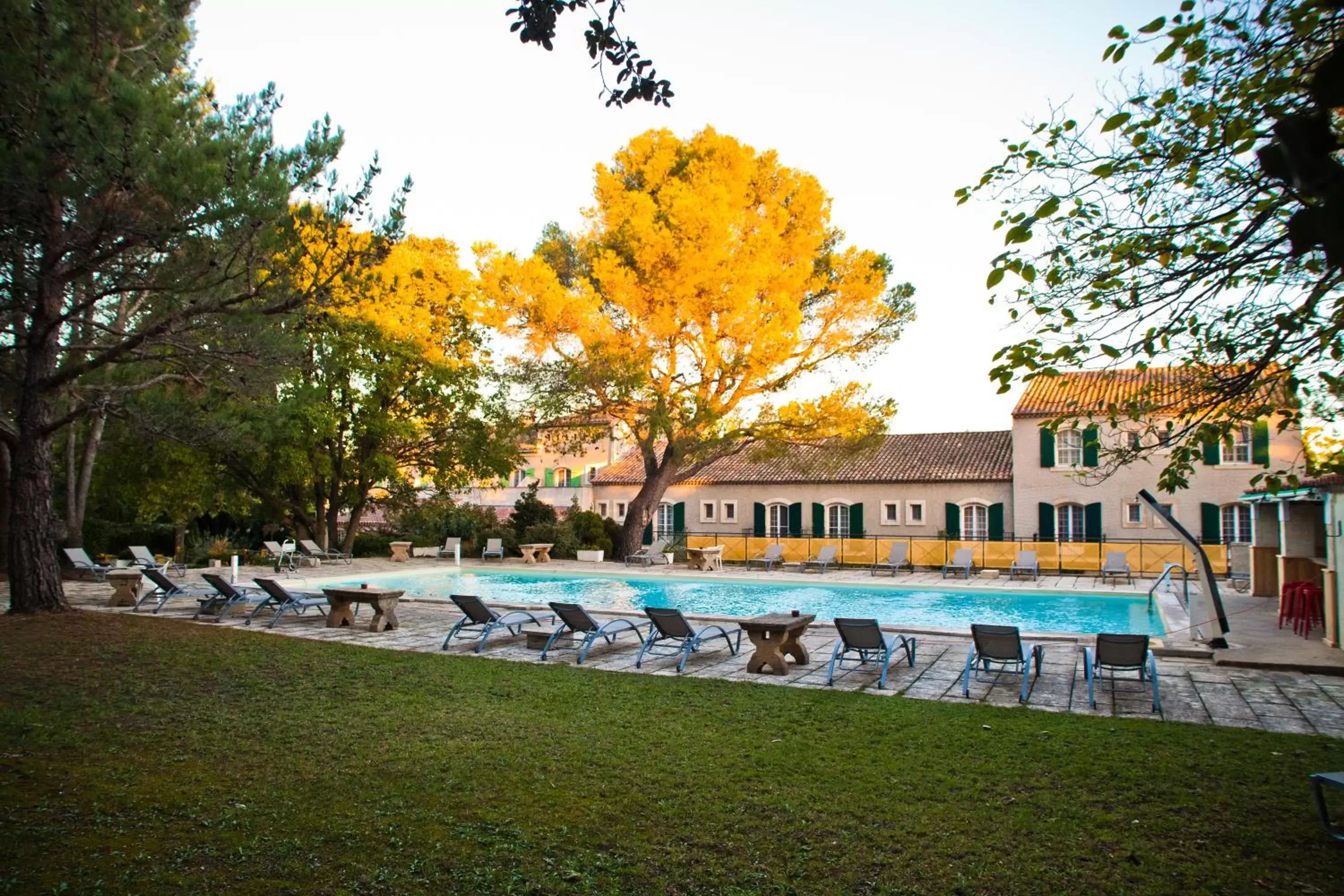 Patio, Property Building in Best Western Le Val Majour