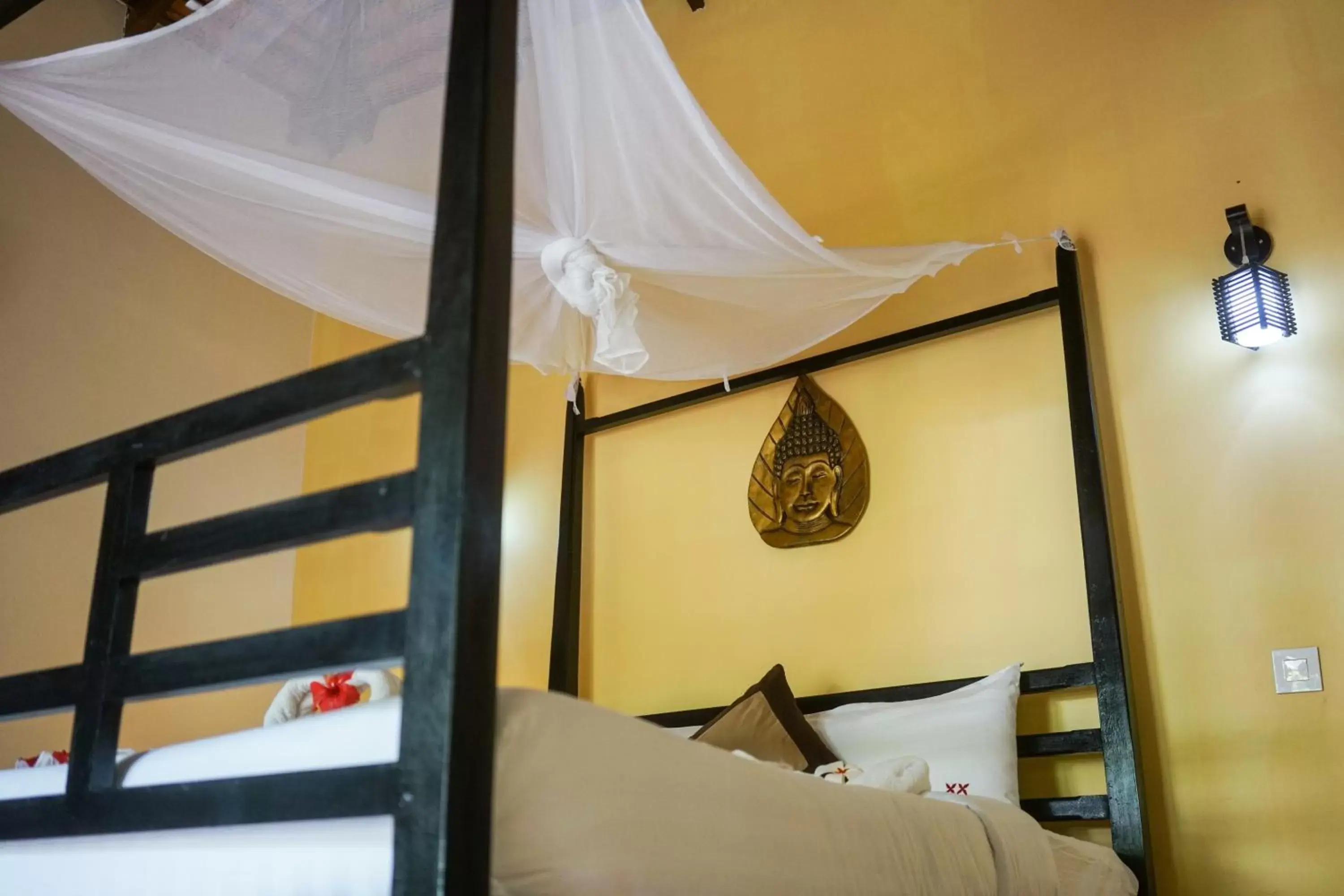 Bed in Mealea Resort