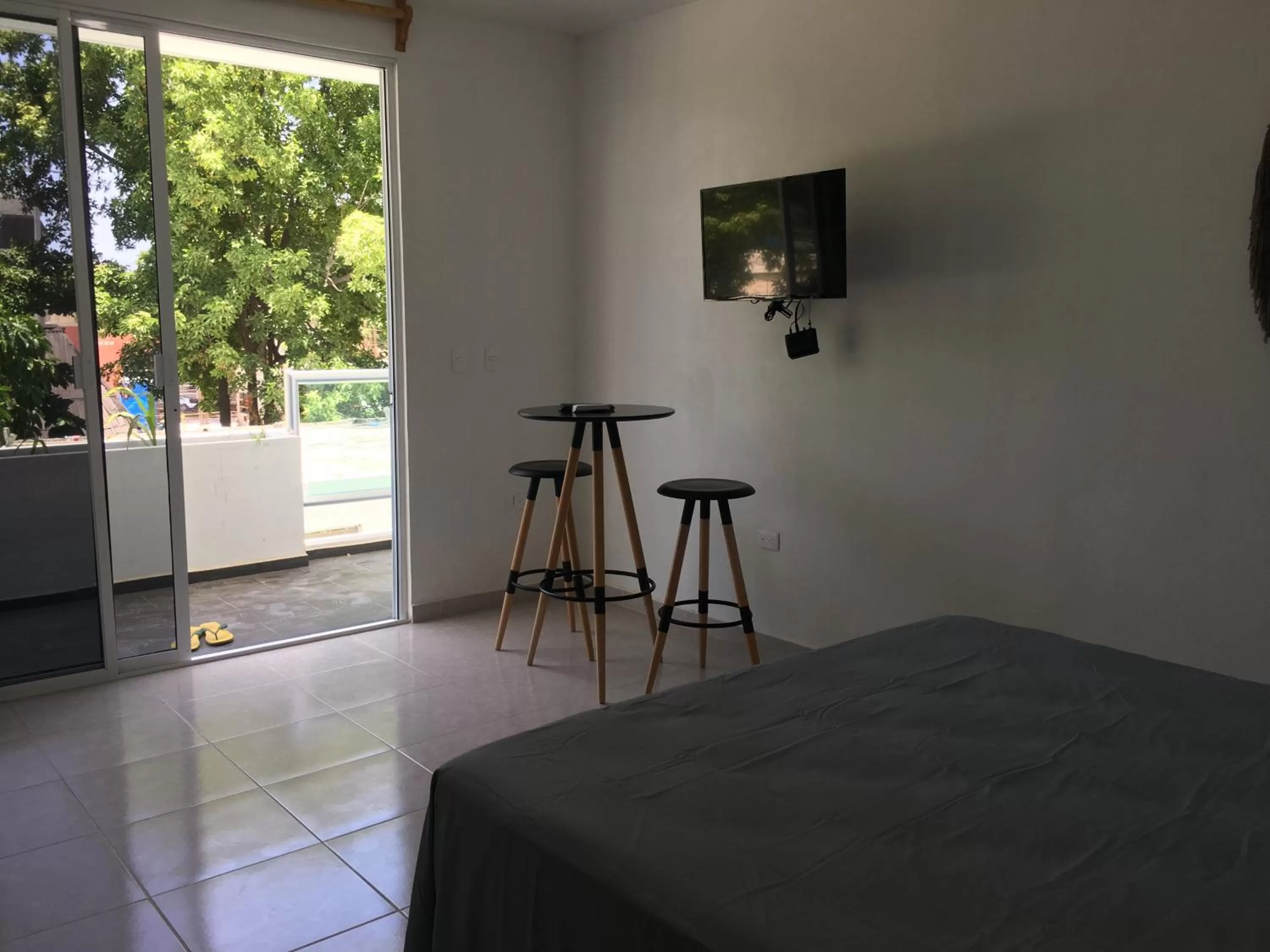 Bed in Kukulcan by Emotion