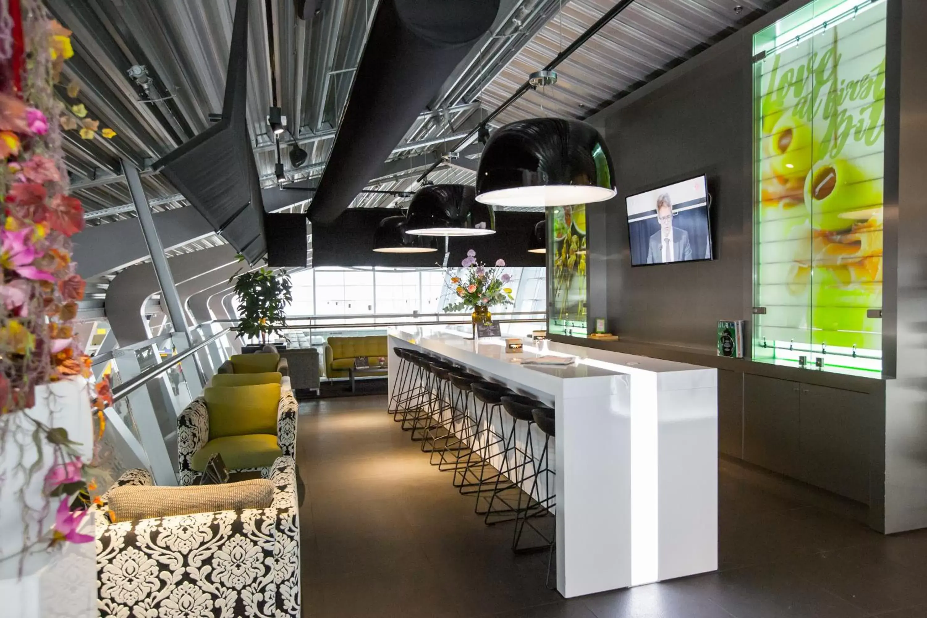 Restaurant/places to eat, Lounge/Bar in Tulip Inn Eindhoven Airport