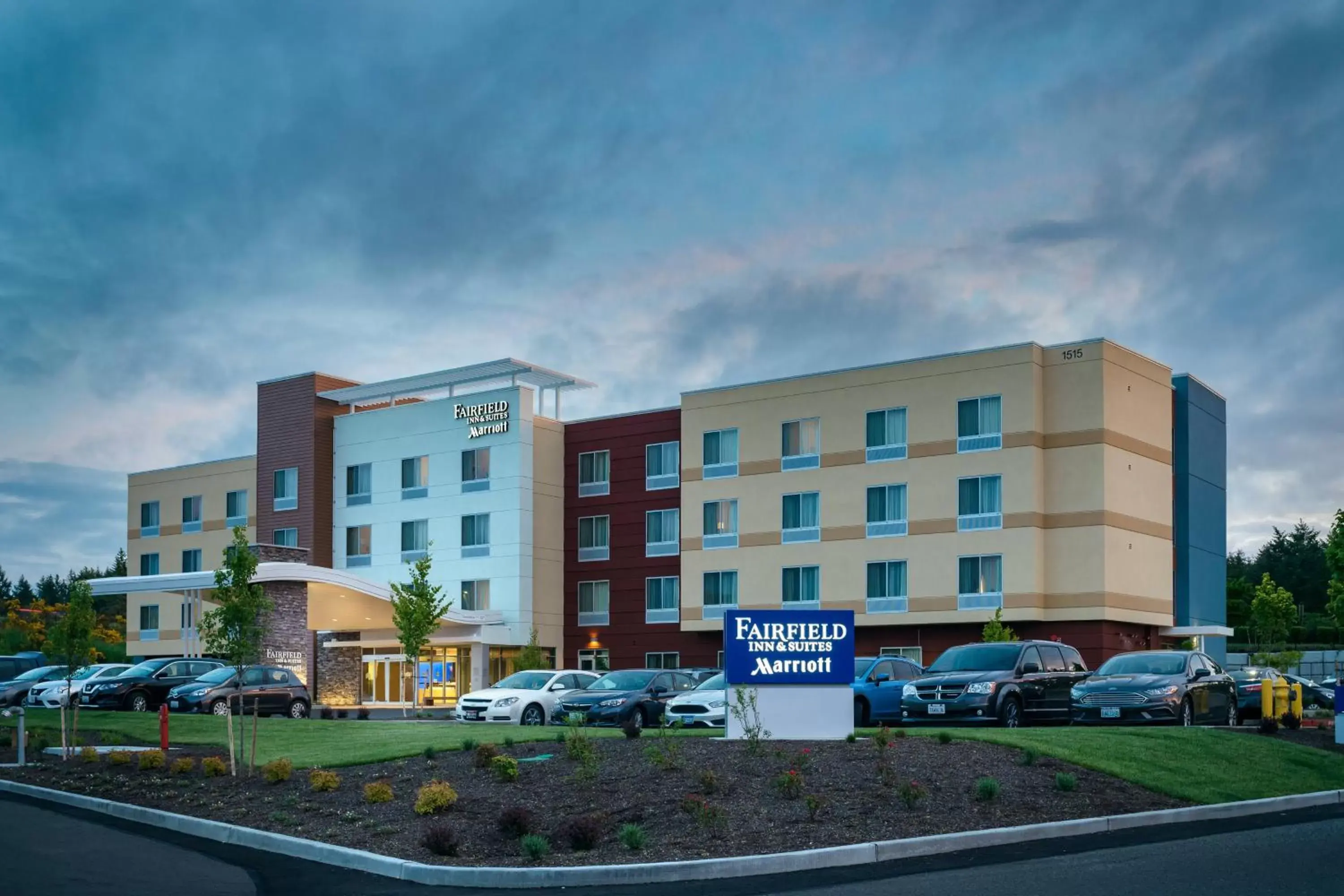 Property Building in Fairfield Inn & Suites by Marriott Tacoma DuPont