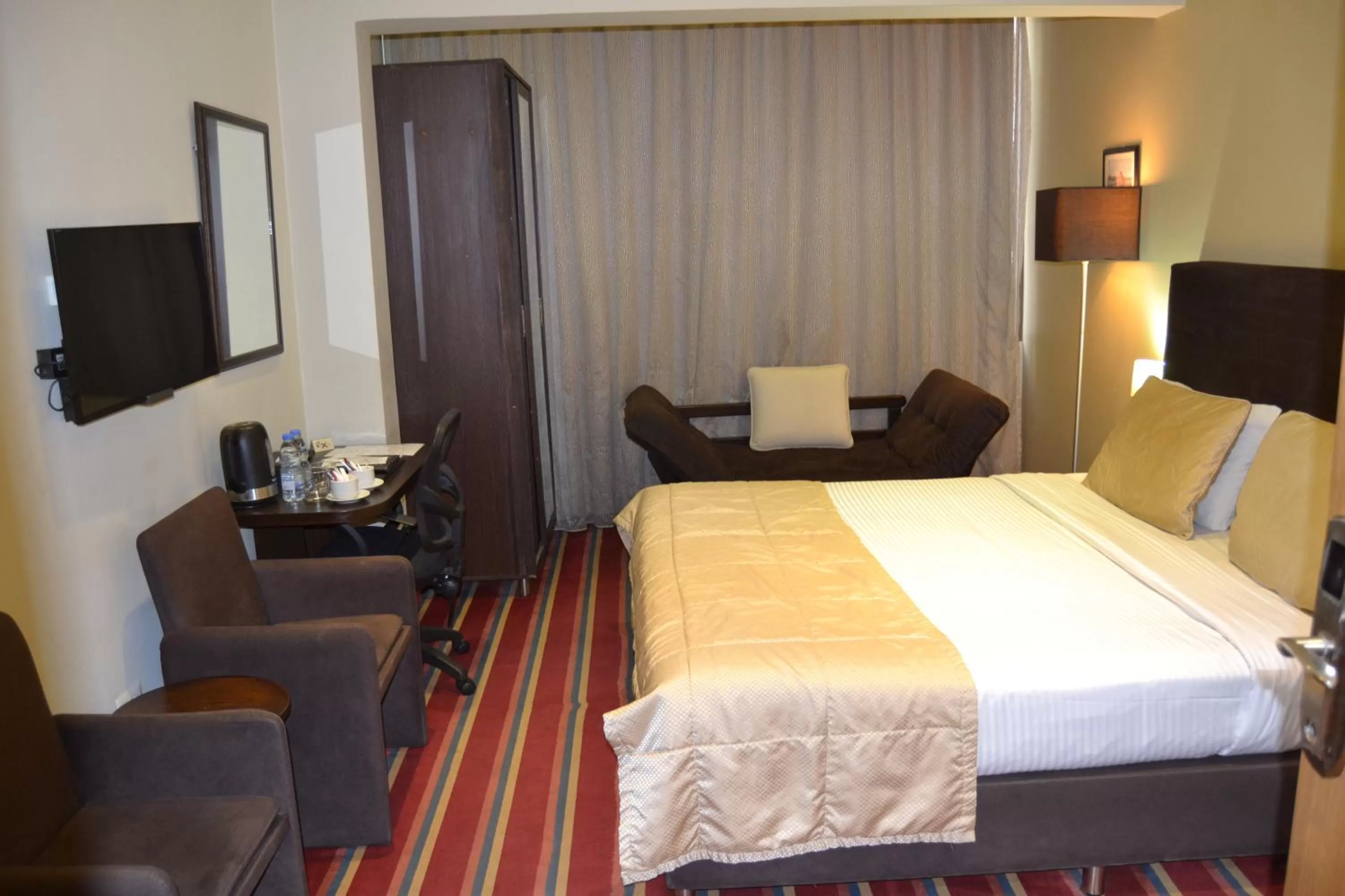 Other, Bed in The J Hotel & Spa