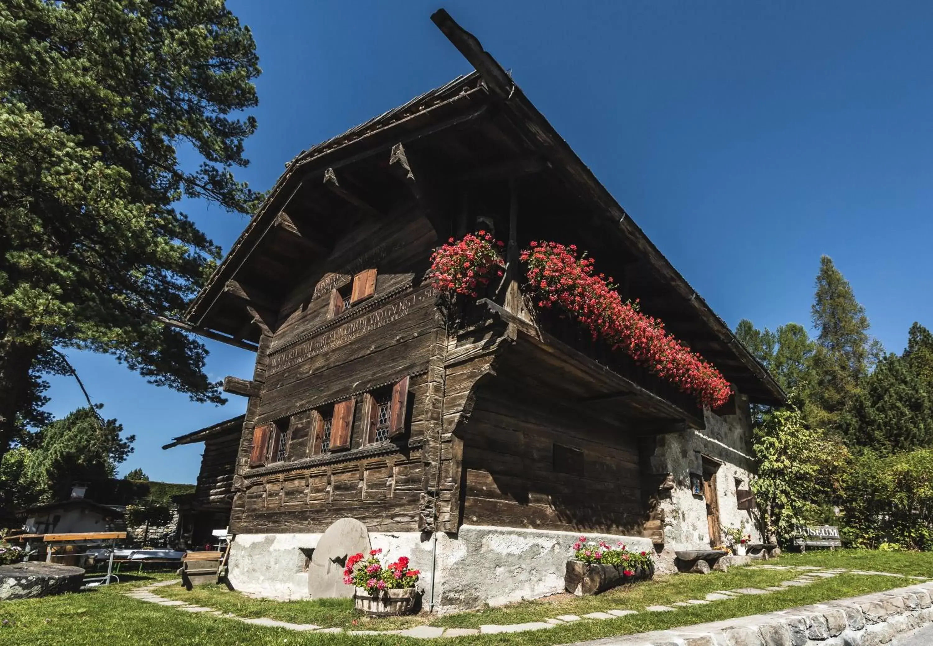 Natural landscape, Property Building in Hotel Sport Klosters