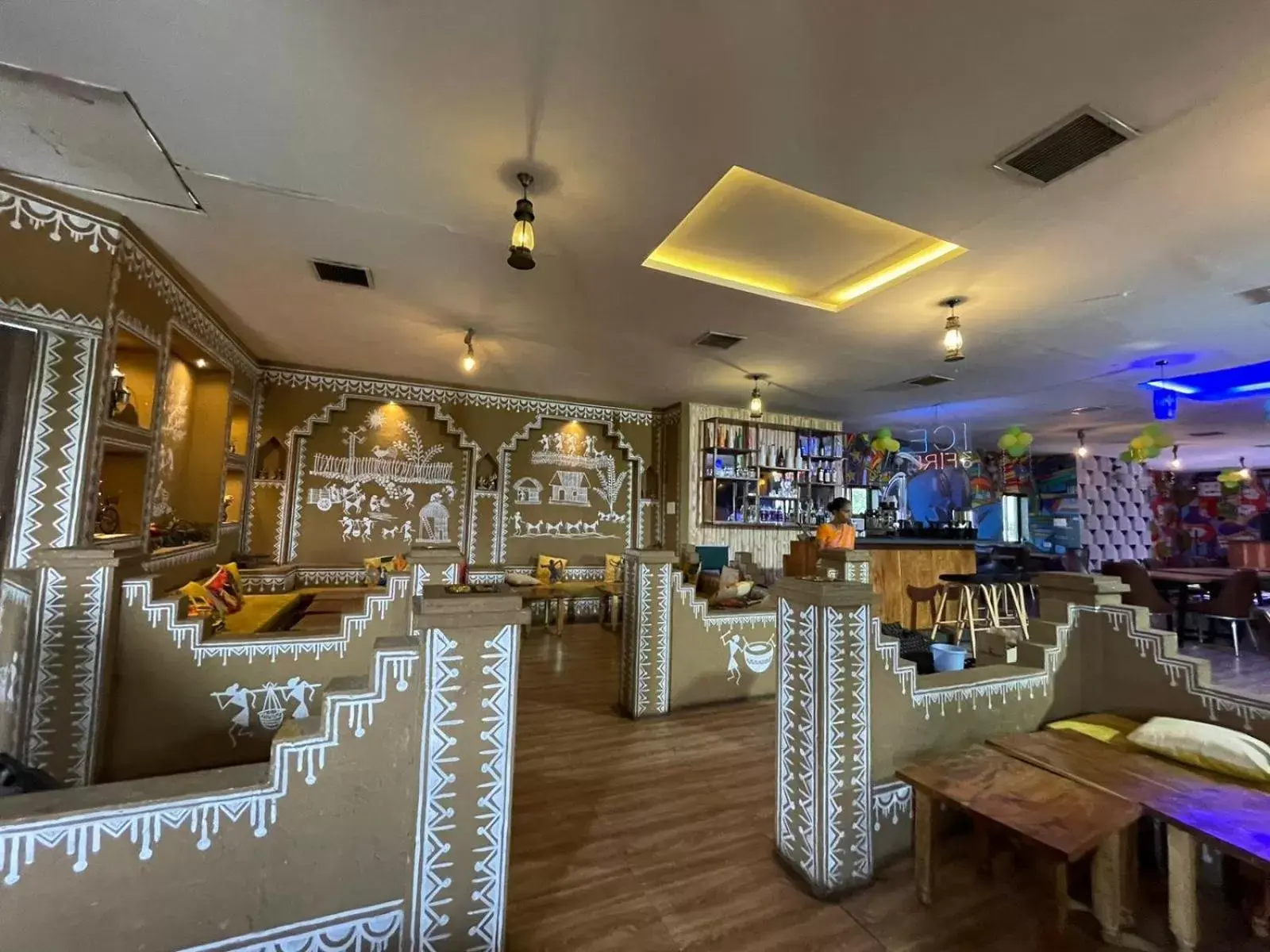 Restaurant/Places to Eat in Sukoon Pearl inn Restaurant/Places to Eat in Sukoon Pearl inn