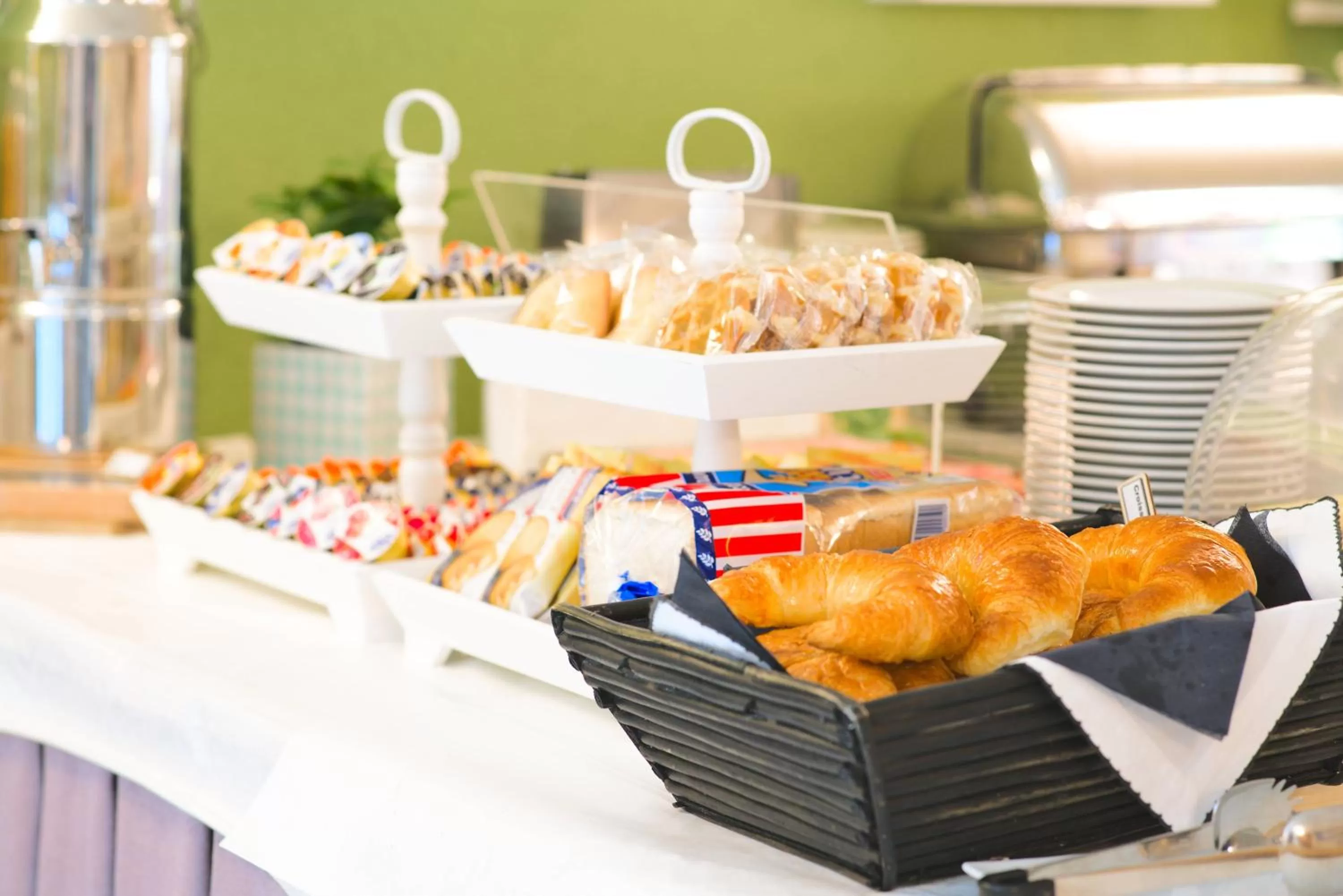 Buffet breakfast in Tulip Inn Beaulieu Lausanne