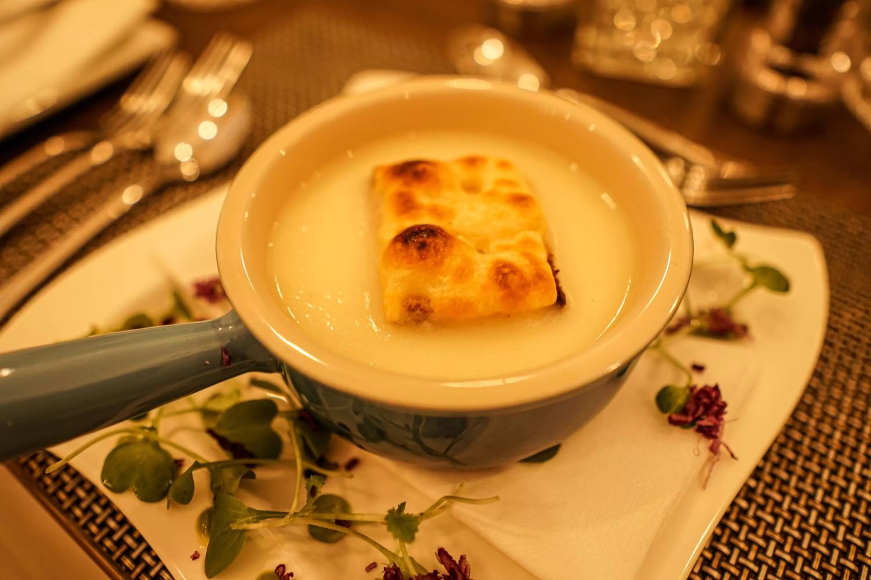 Food in Halvard Hotel