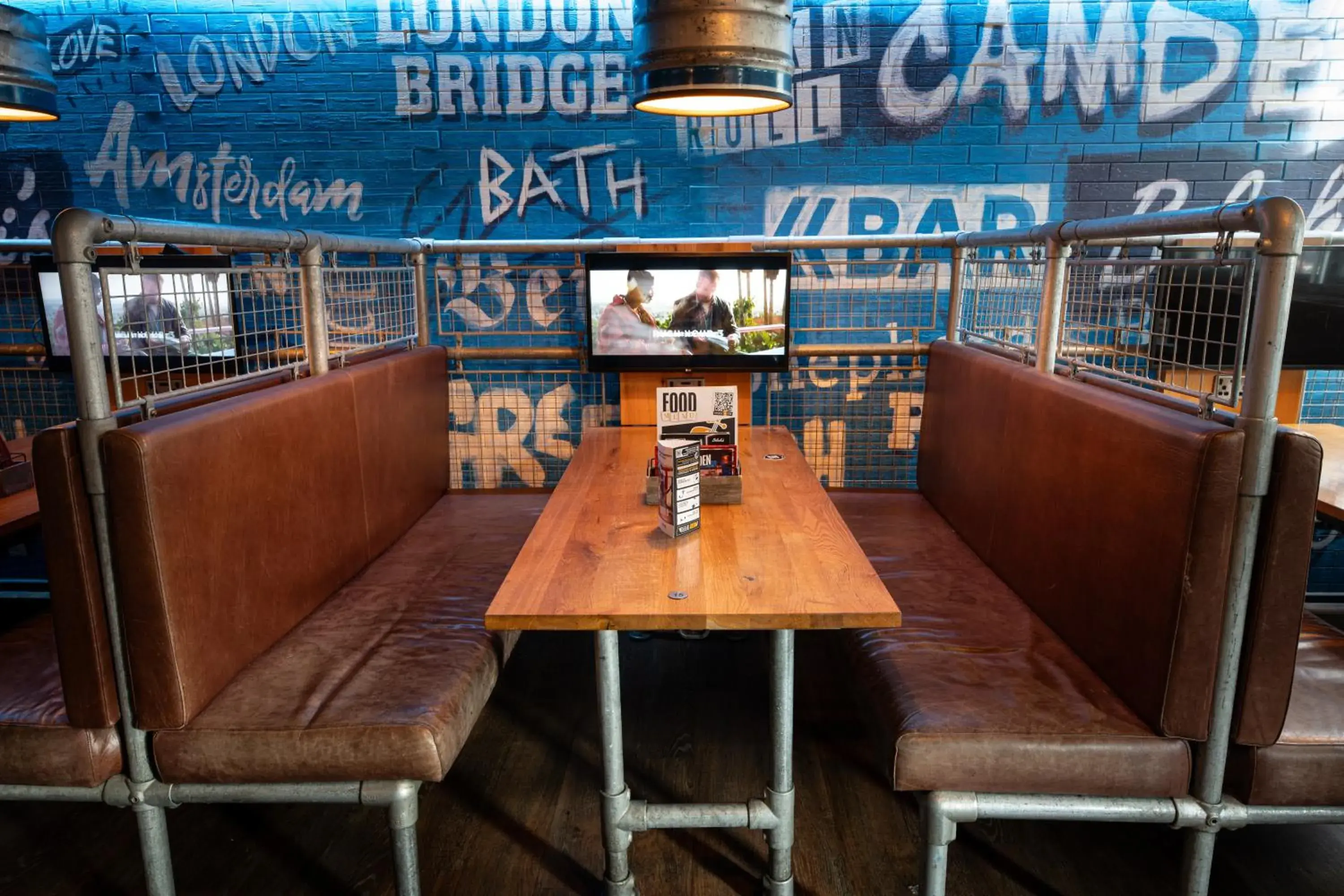 Lounge or bar in St Christopher's Inn Camden Lounge or bar in St Christopher's Inn Camden