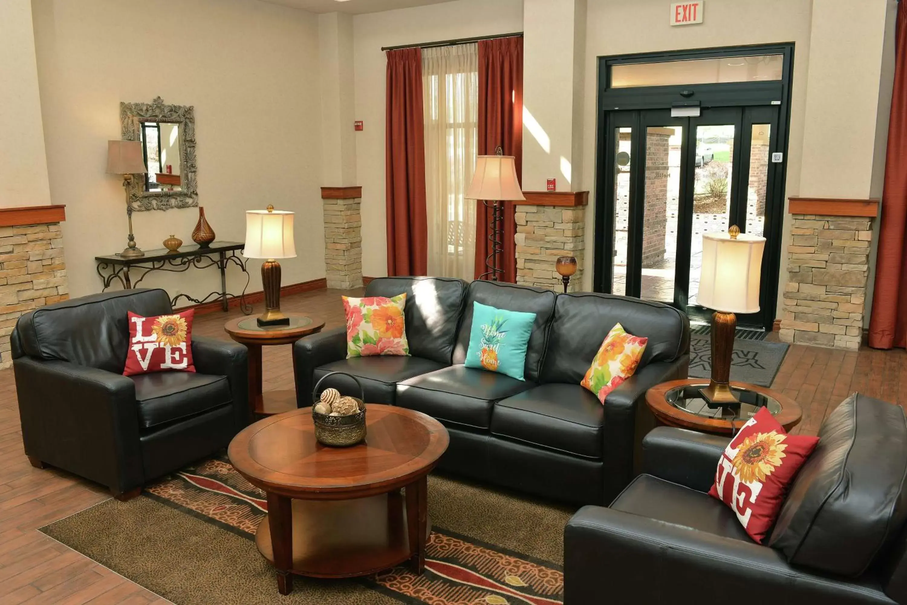 Lobby or reception, Seating Area in Hampton Inn & Suites Springfield