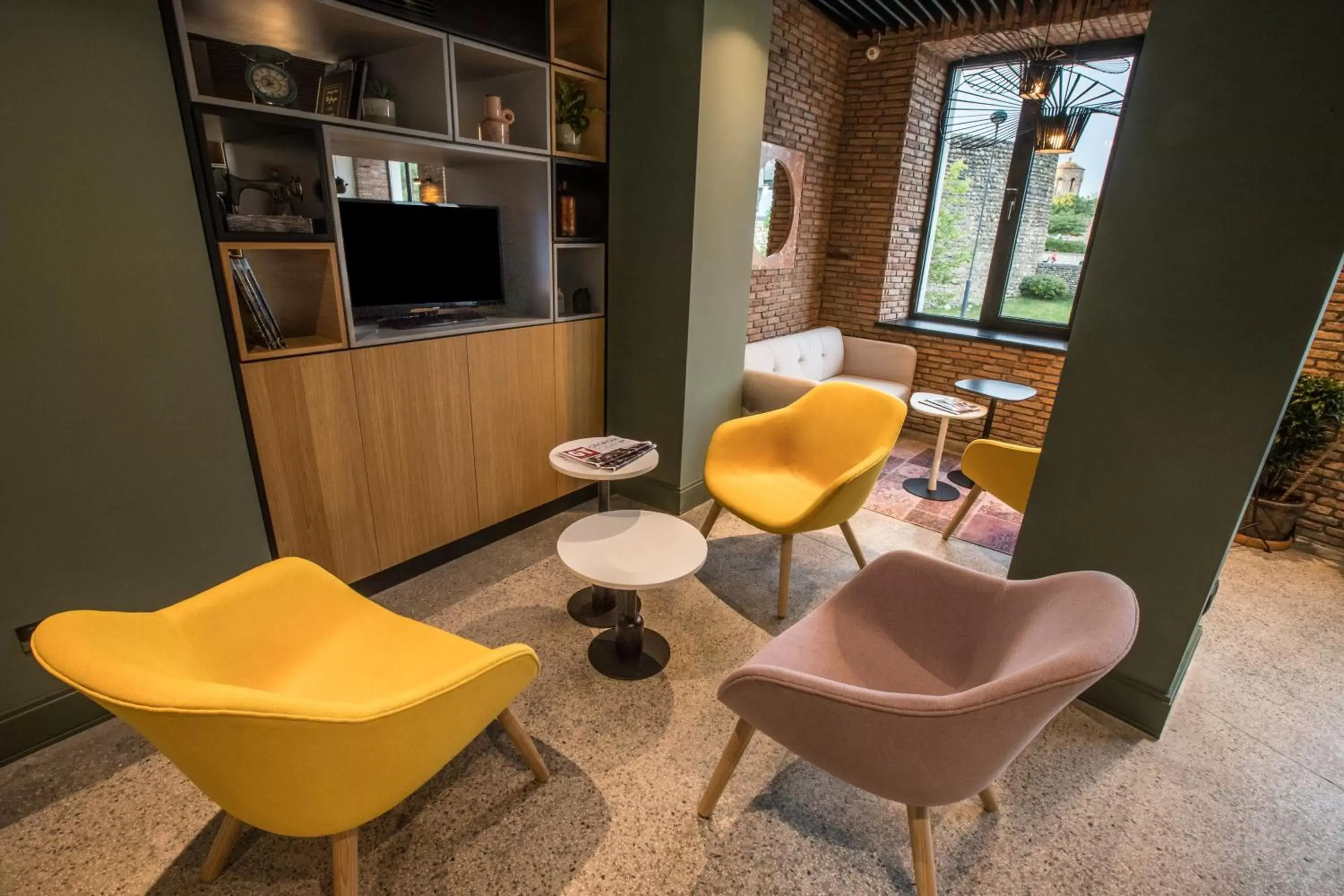 Property building in Holiday Inn Telavi by IHG Property building in Holiday Inn Telavi by IHG