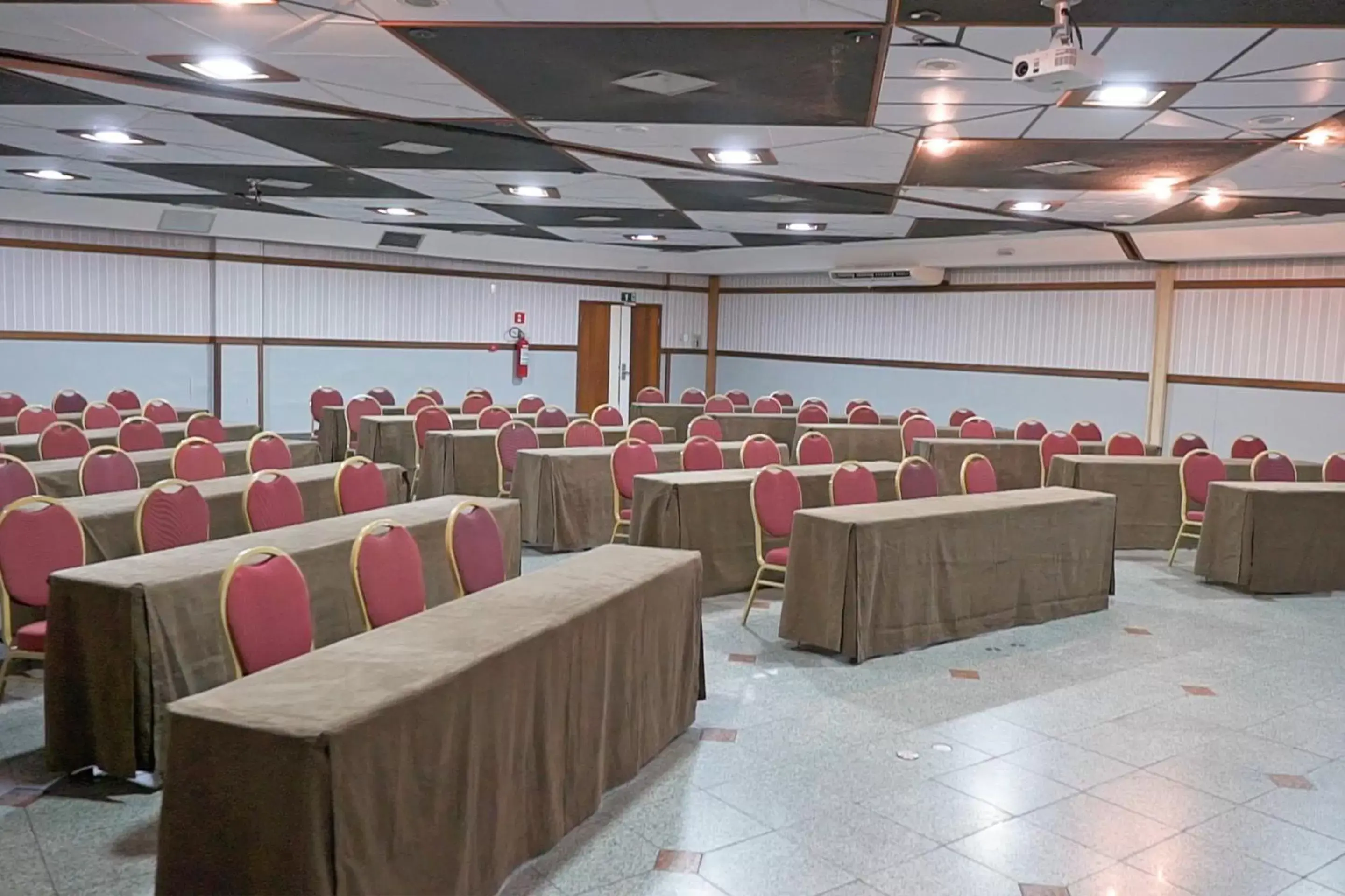 Banquet/Function facilities, Banquet Facilities in Fiesta Bahia Hotel