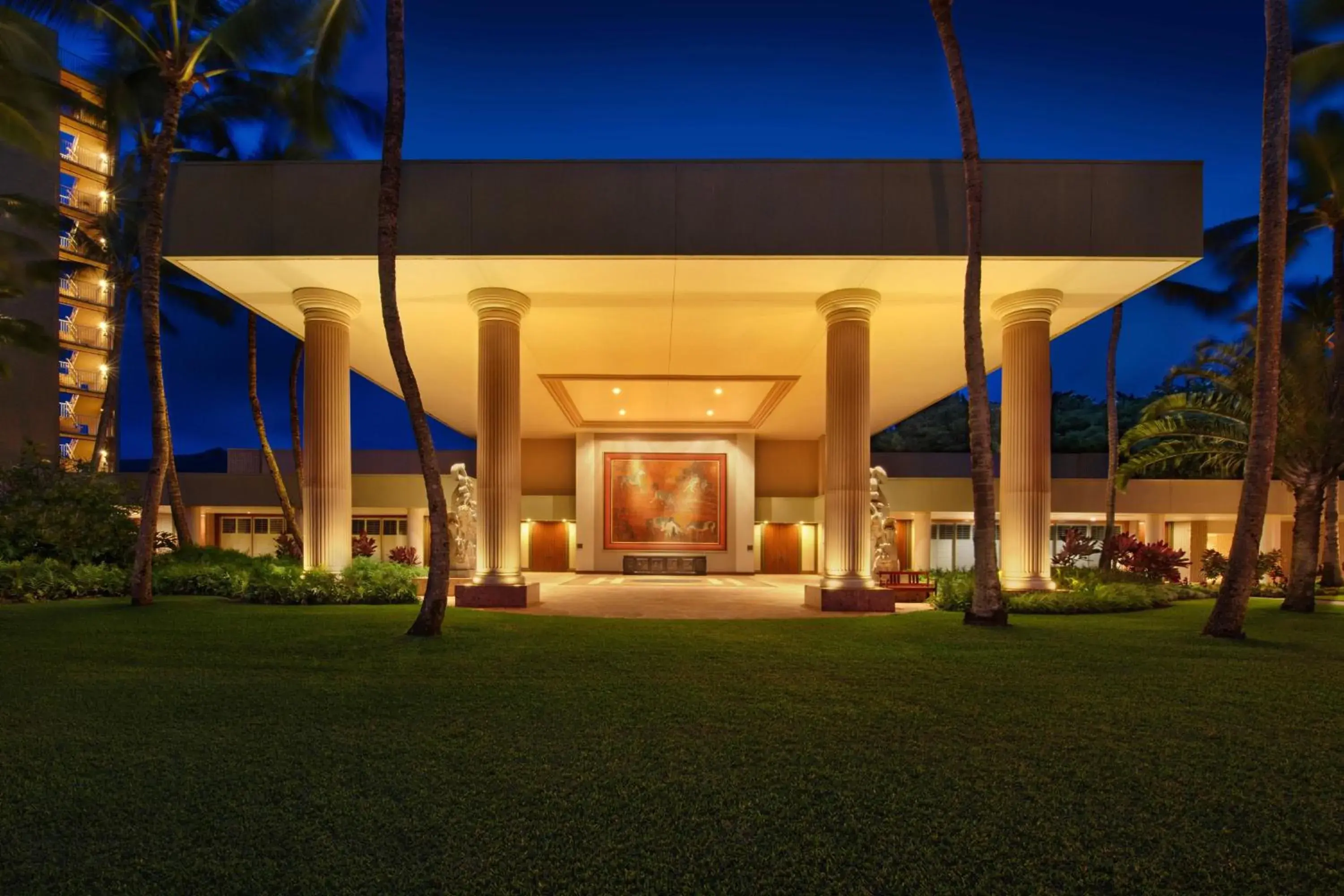 Property Building in Marriott's Kaua'I Beach Club