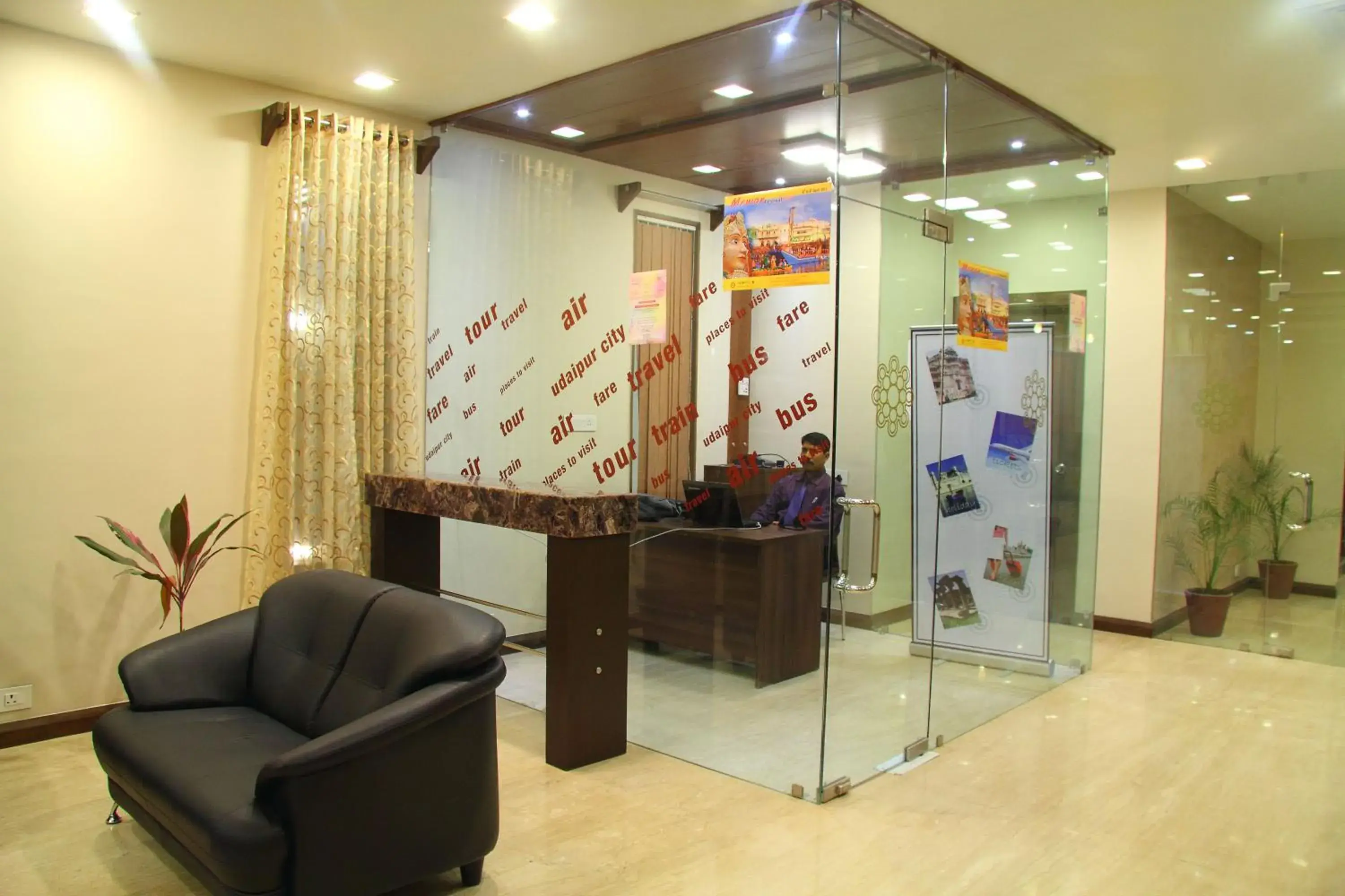 Business facilities, Lobby/Reception in Amantra Comfort Hotel