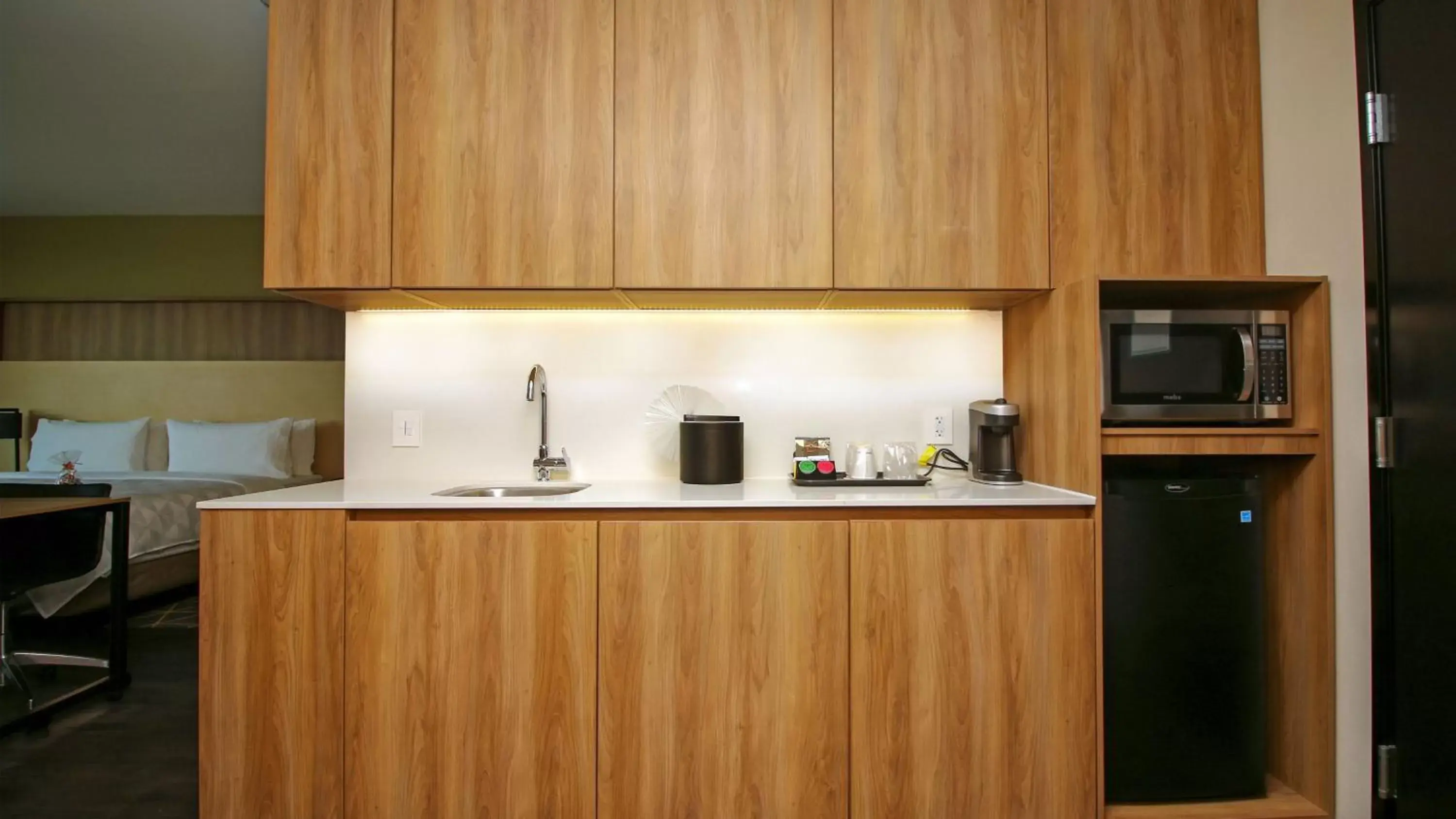 Photo of the whole room, Kitchen/Kitchenette in Holiday Inn San Luis Potosi-Quijote, an IHG Hotel