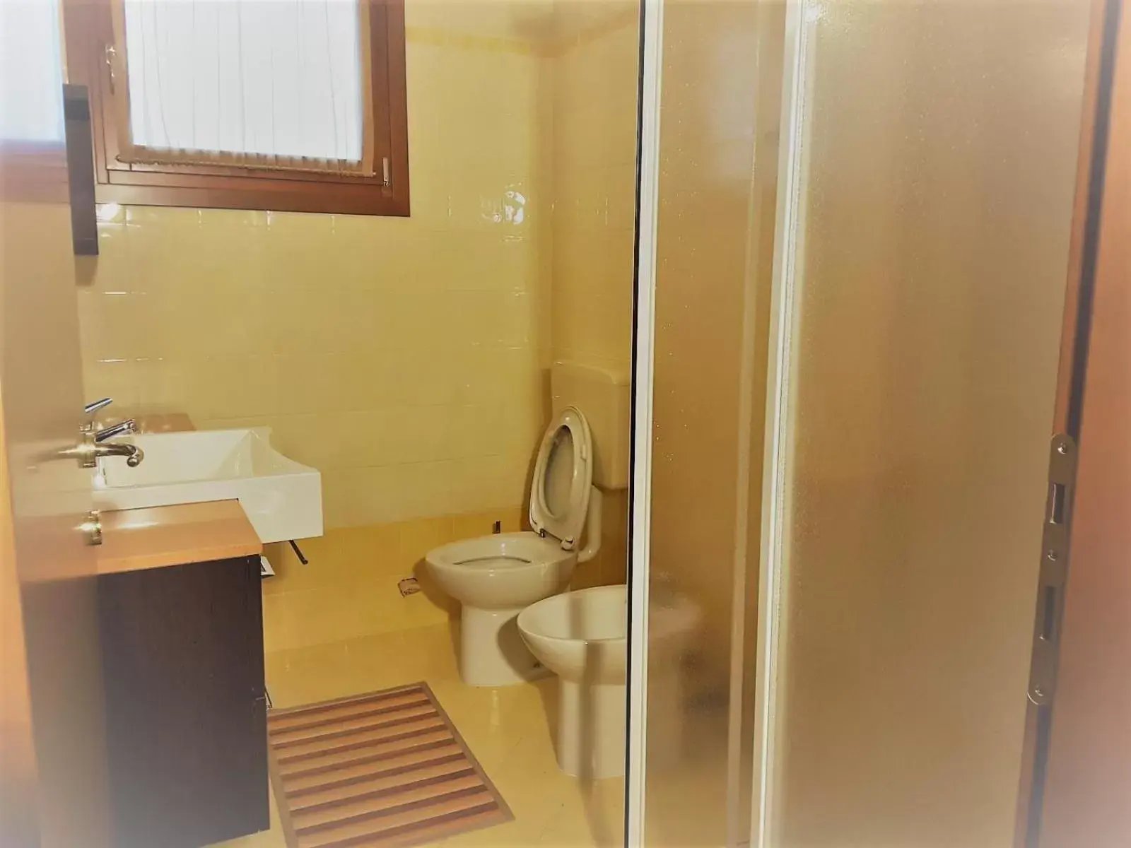 Shower, Bathroom in Villaggio dei Fiori Apart- Hotel 3 Stars - Family Resort