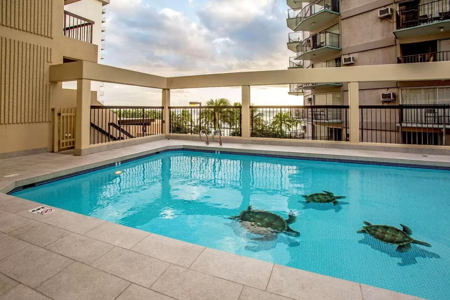 Swimming Pool in Aston Waikiki Beach Tower